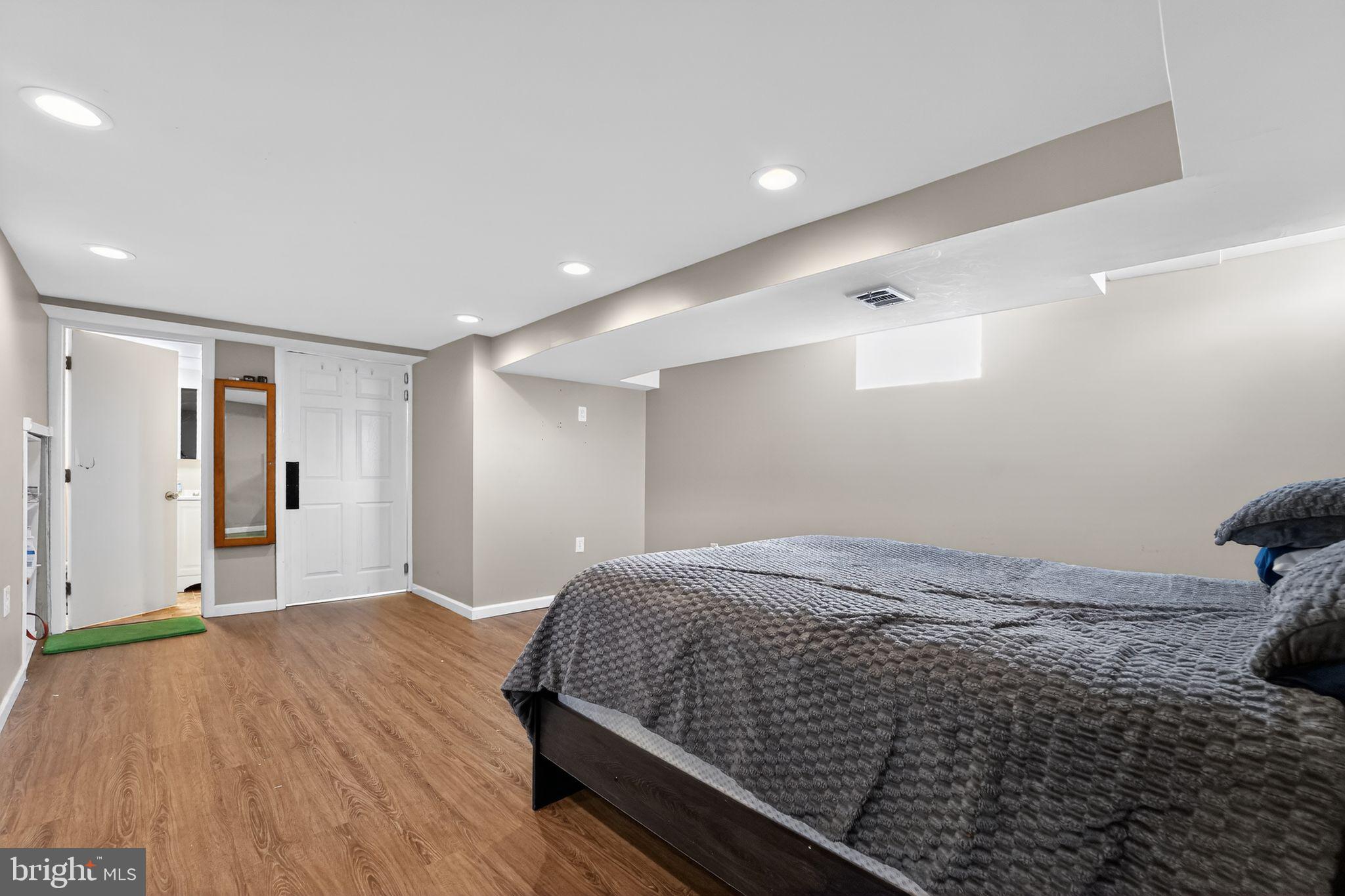 HAWTHORNE - Residential