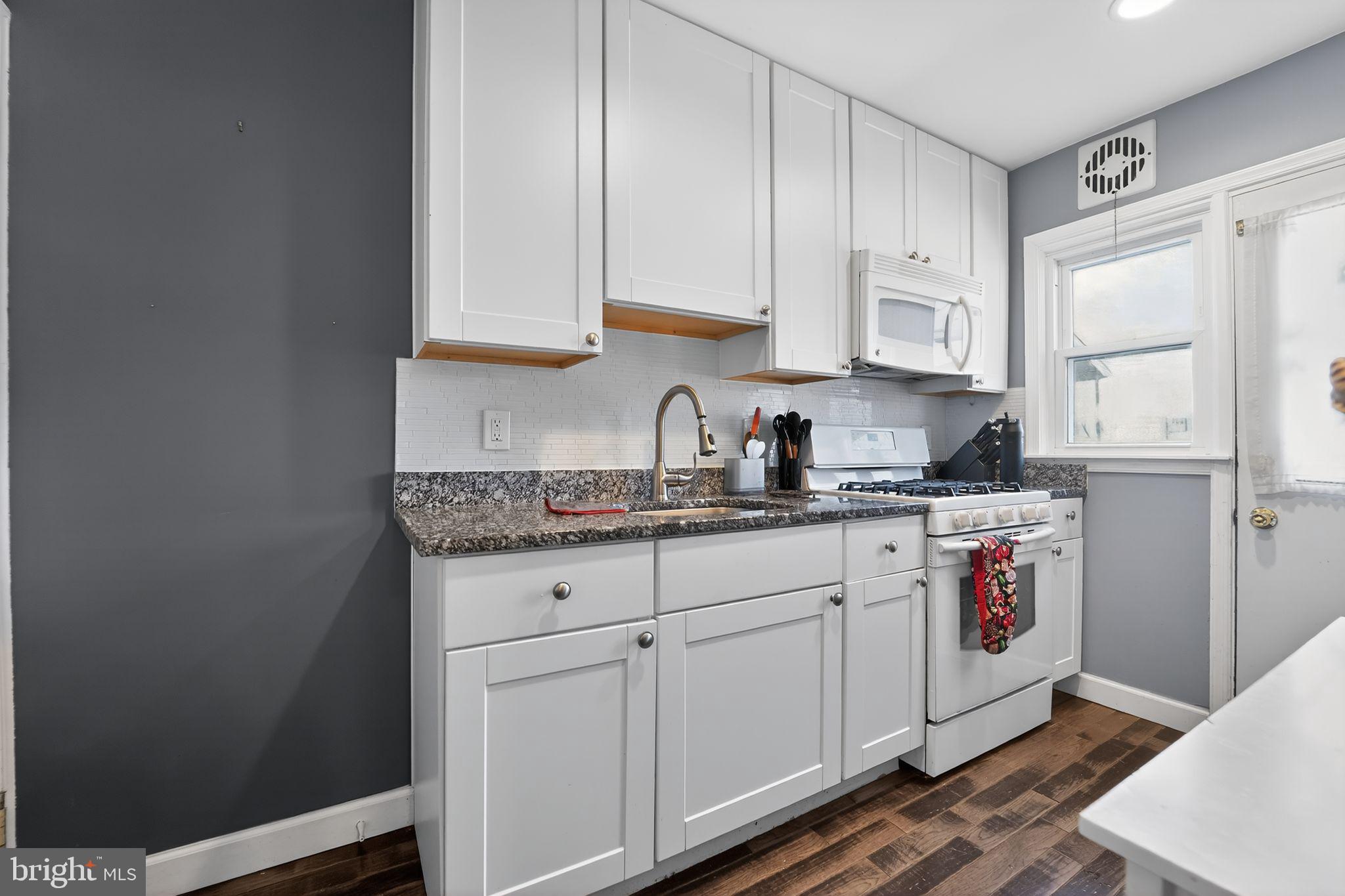 HAWTHORNE - Residential