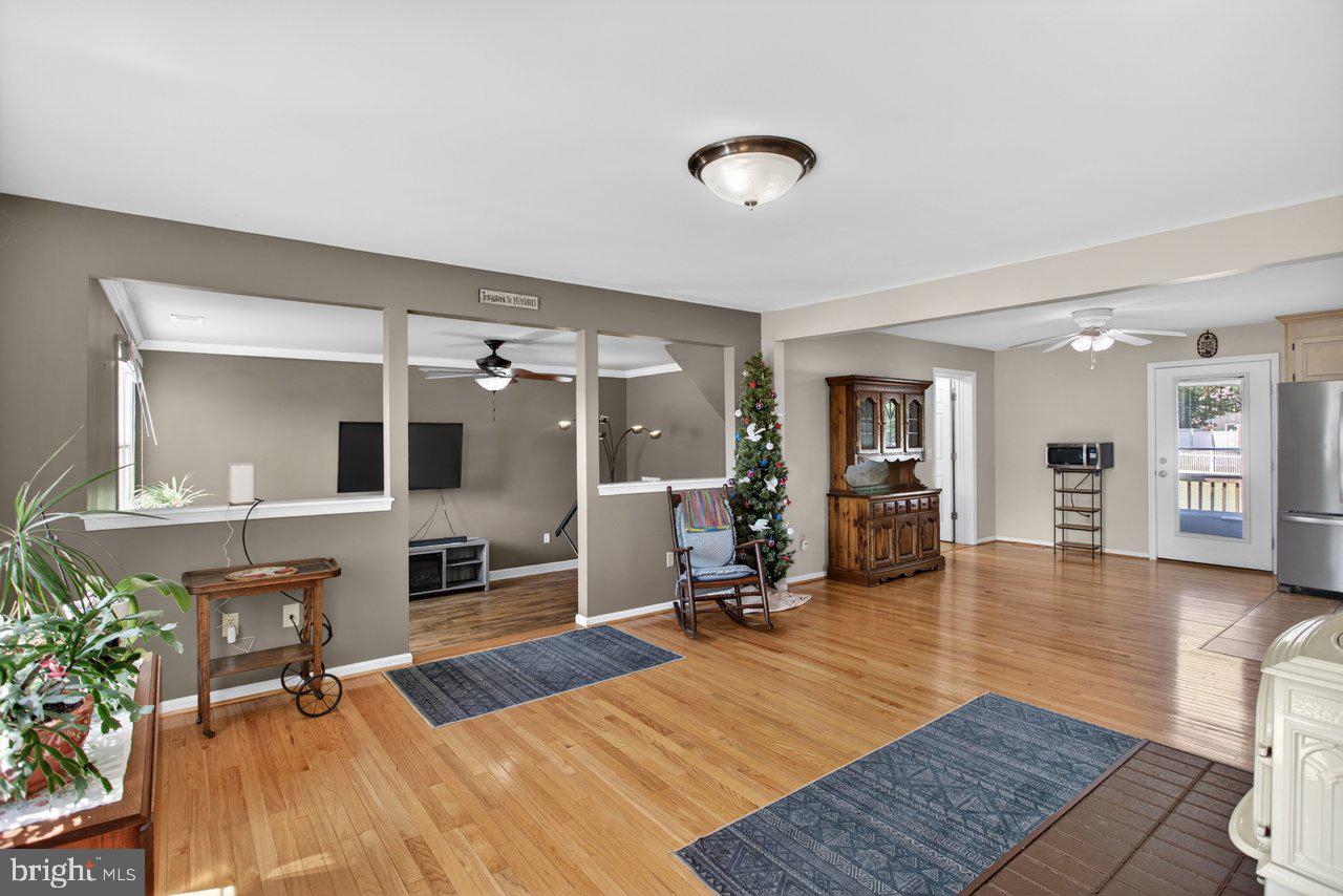 215 FOREST DRIVE