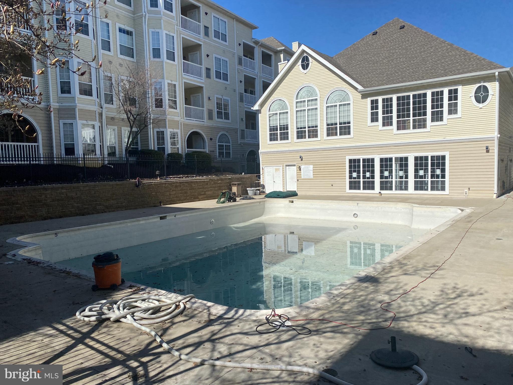 PALAZZO AT PARK CENTER - Residential