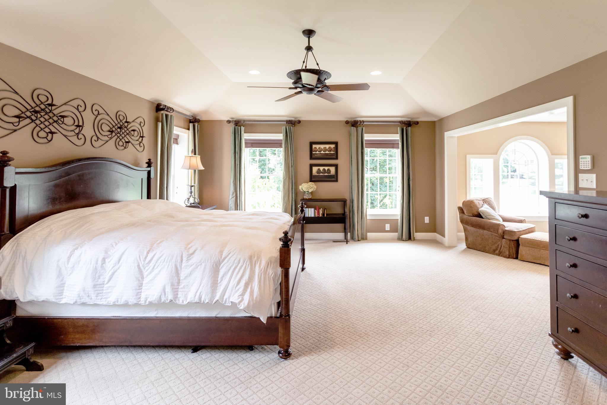 ASHWOOD - Residential