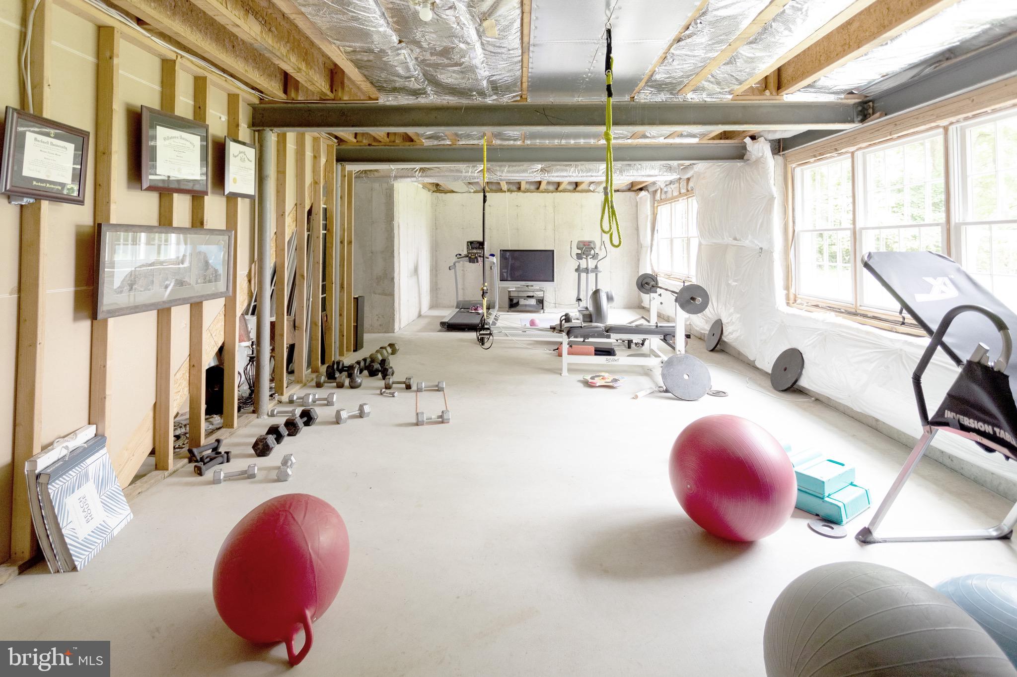 ASHWOOD - Residential