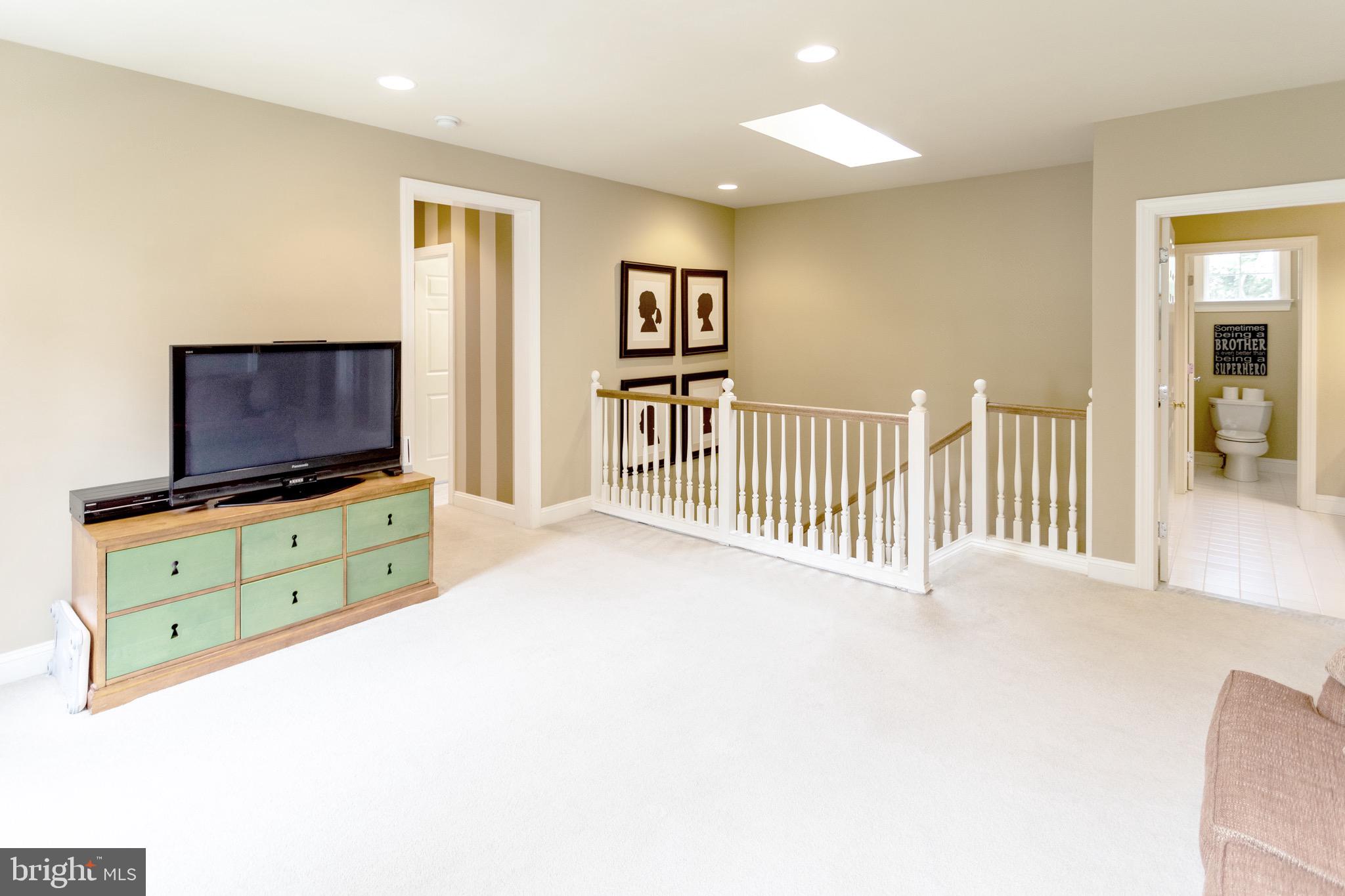 ASHWOOD - Residential