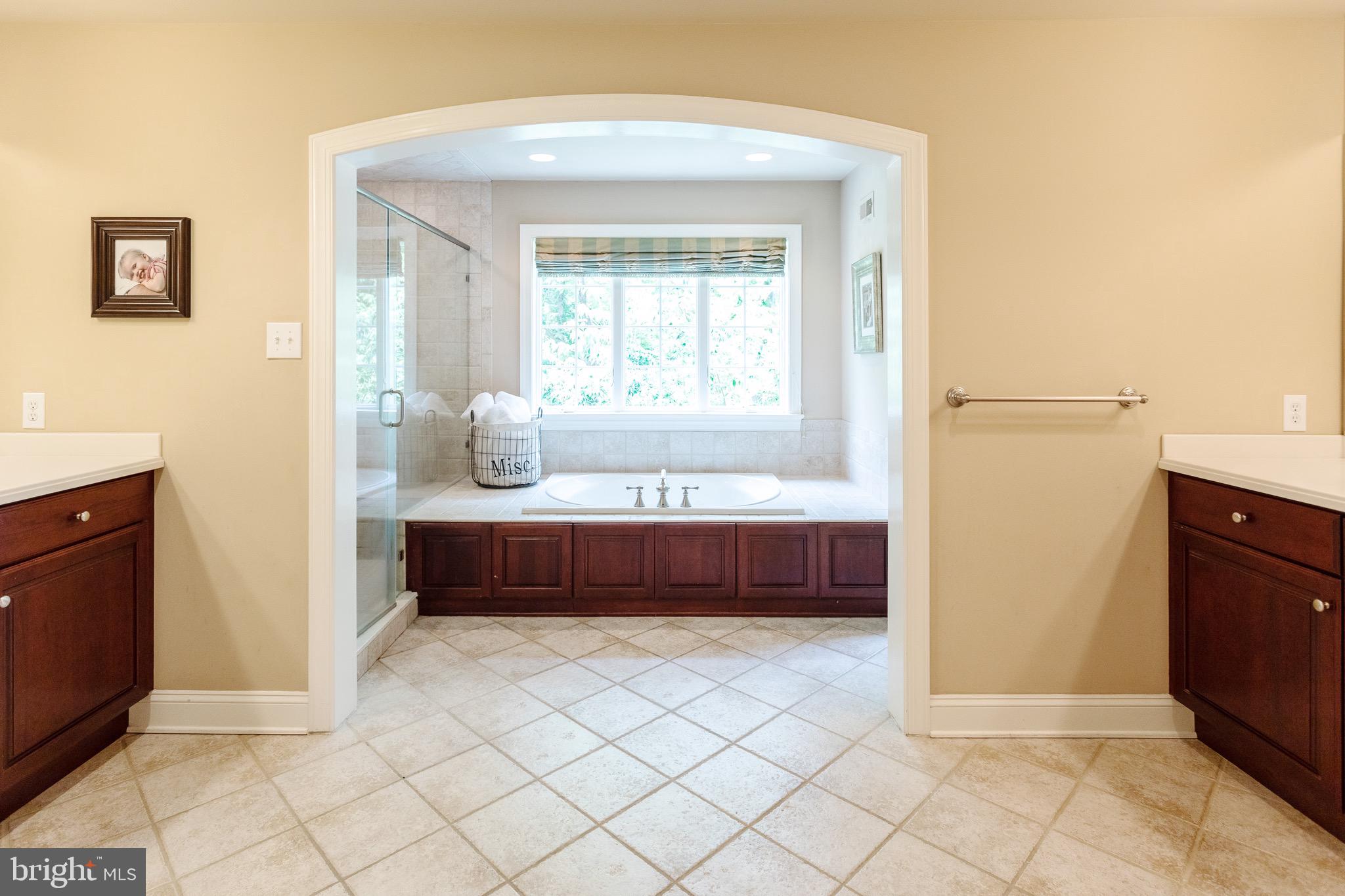 ASHWOOD - Residential