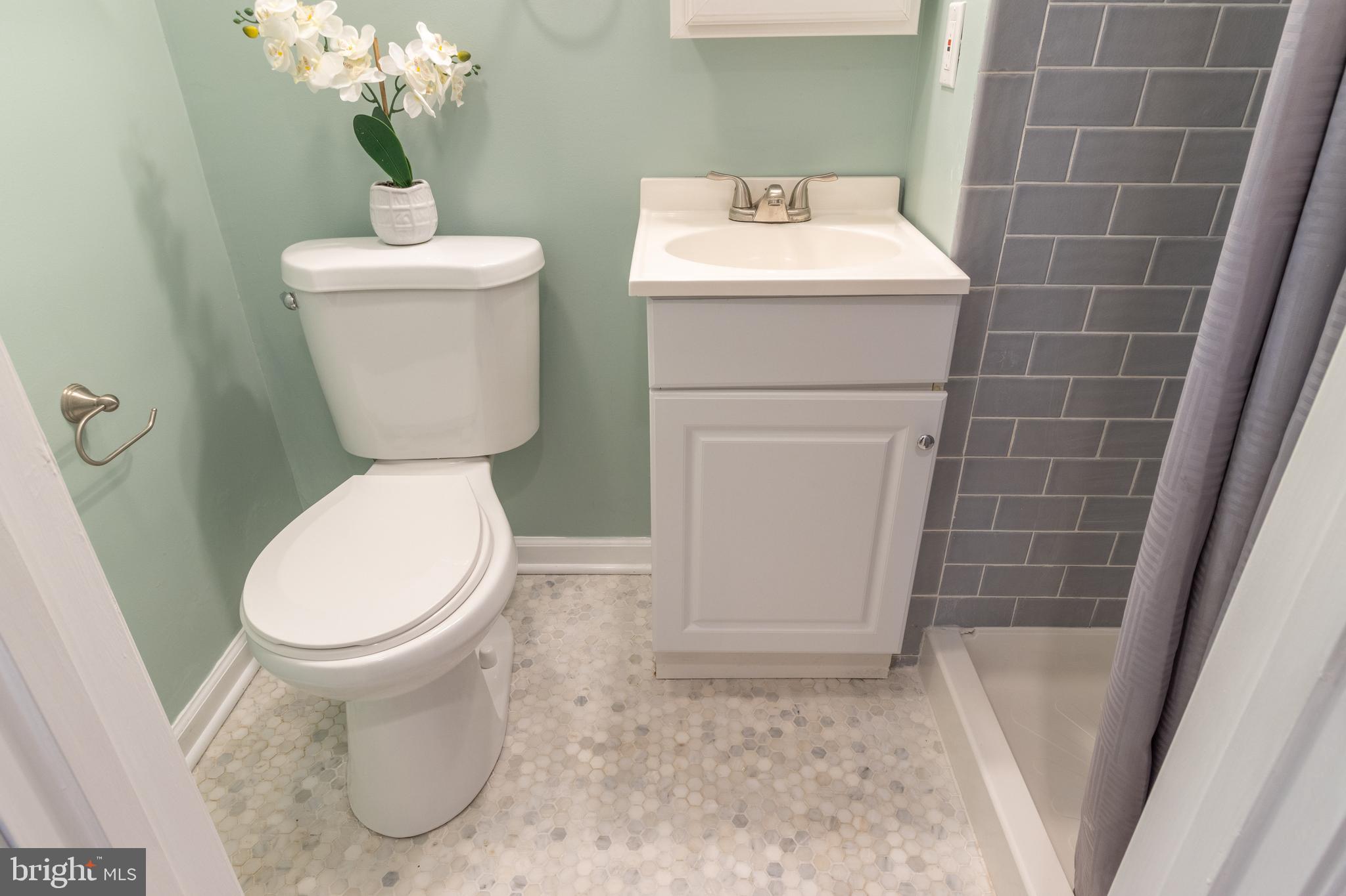 ACADEMY HEIGHTS - Residential