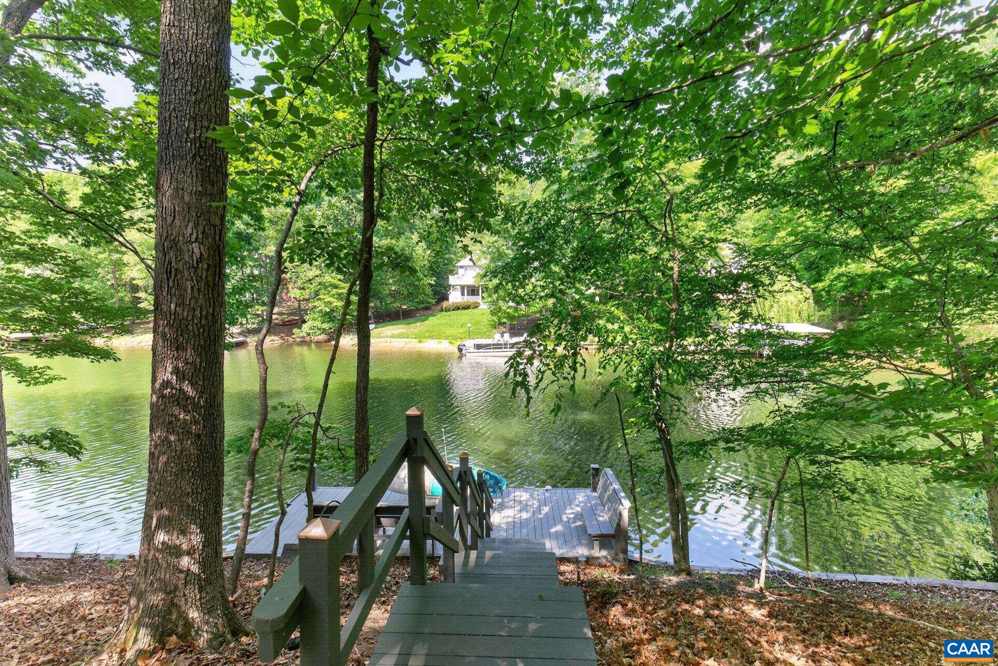 LAKE MONTICELLO - Residential