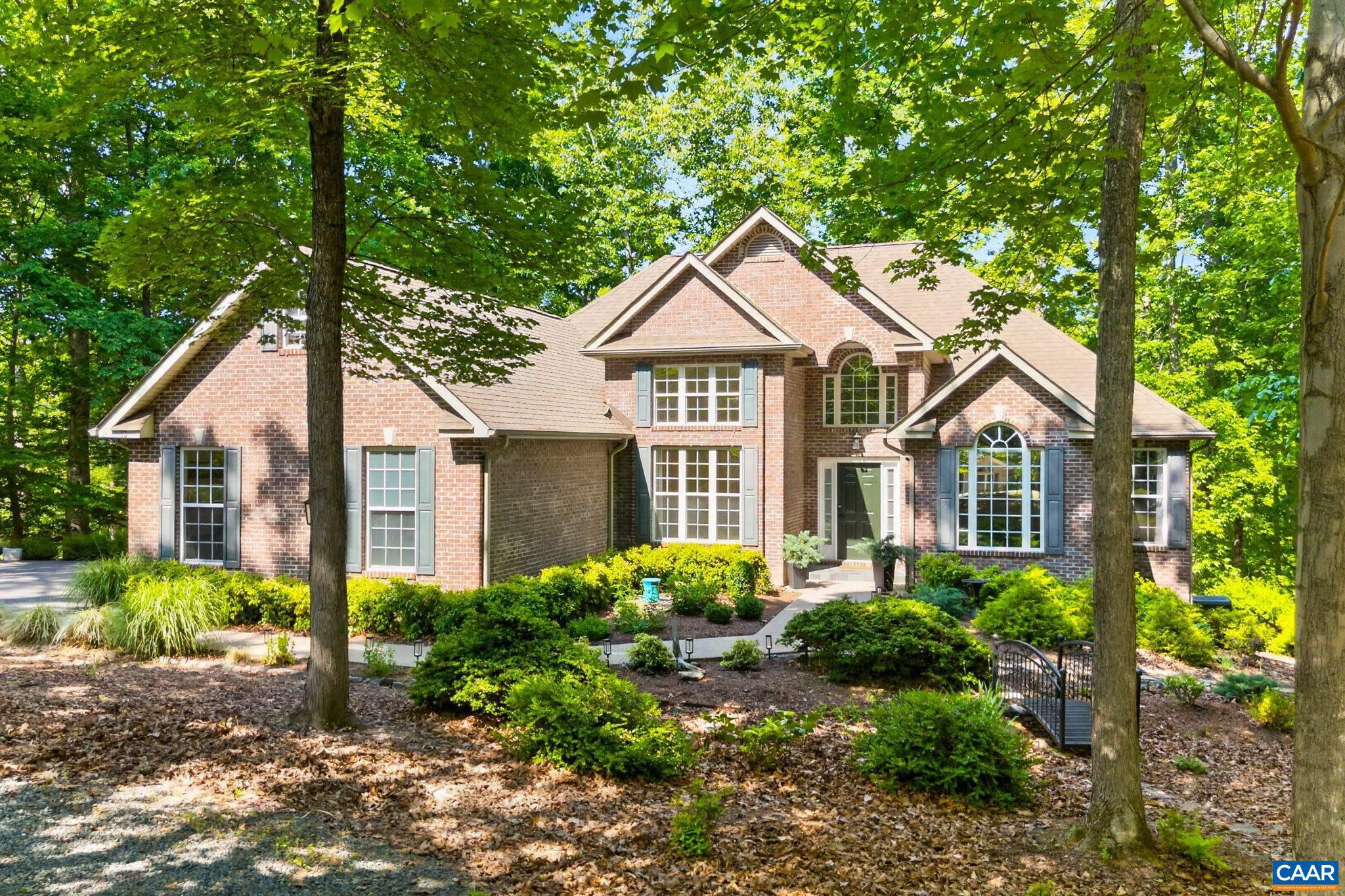 LAKE MONTICELLO - Residential