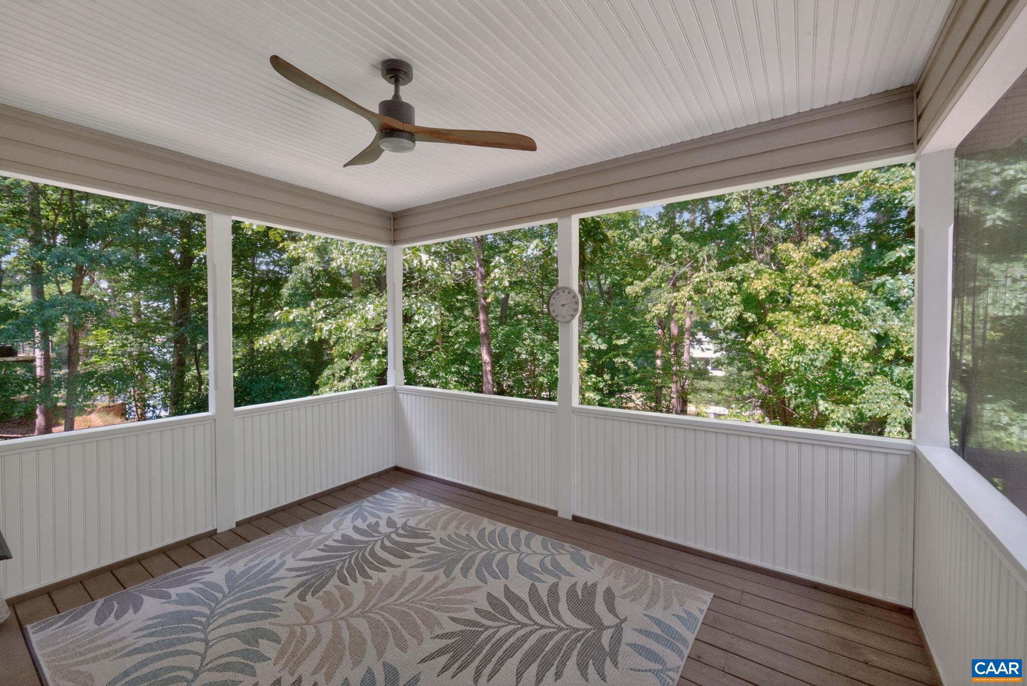 LAKE MONTICELLO - Residential
