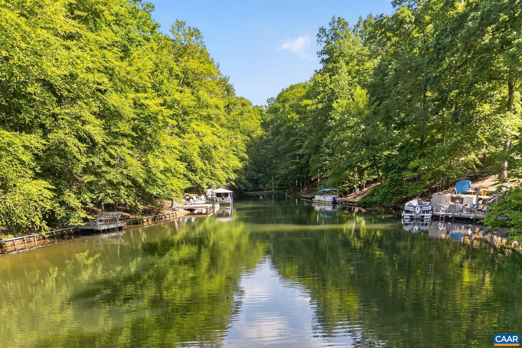 LAKE MONTICELLO - Residential