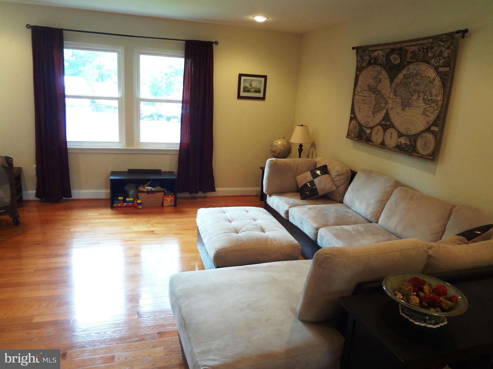 POINT OF WOODS - Residential