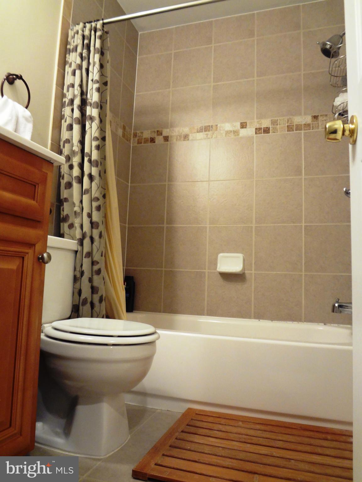 POINT OF WOODS - Residential