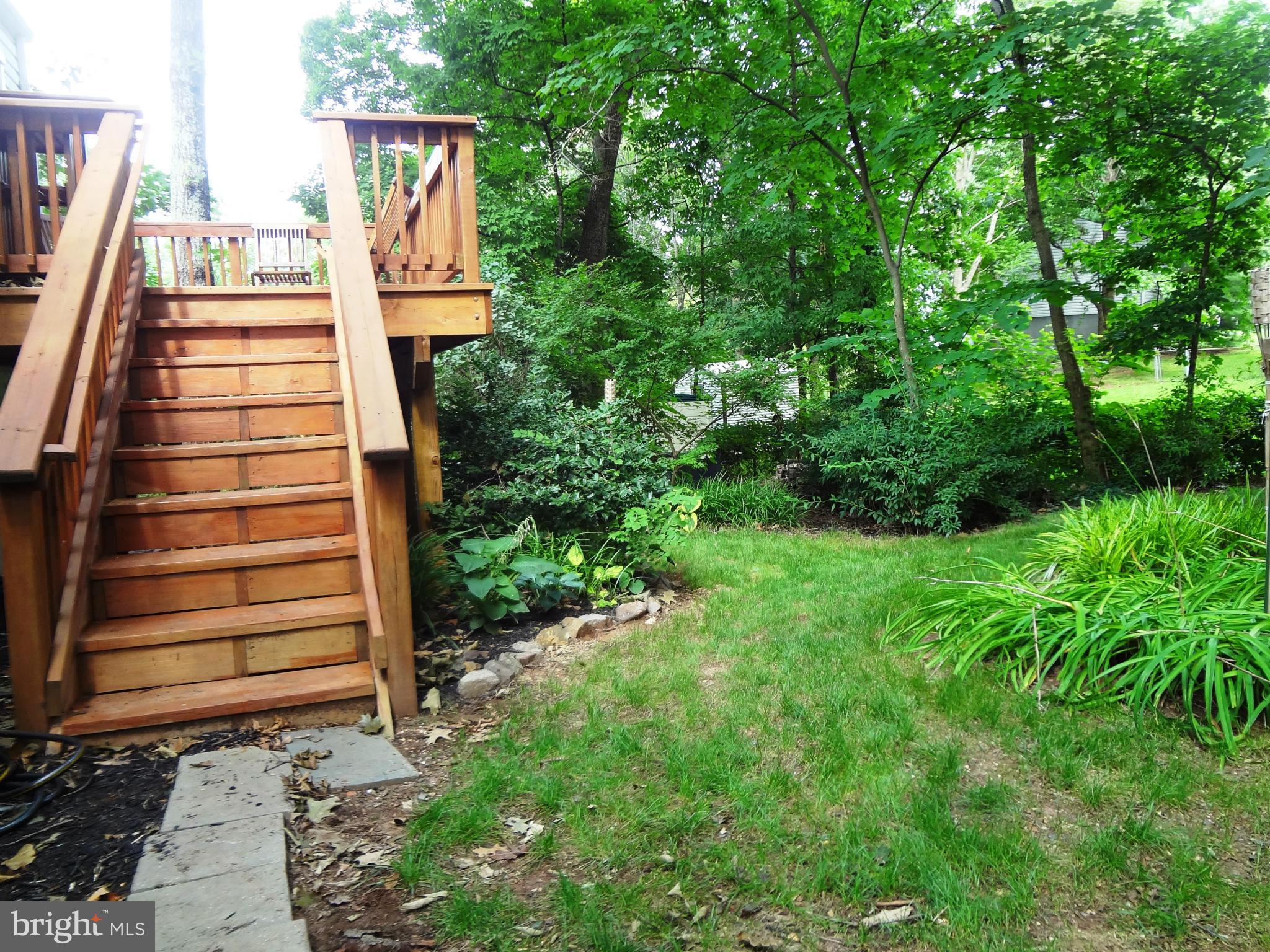 POINT OF WOODS - Residential