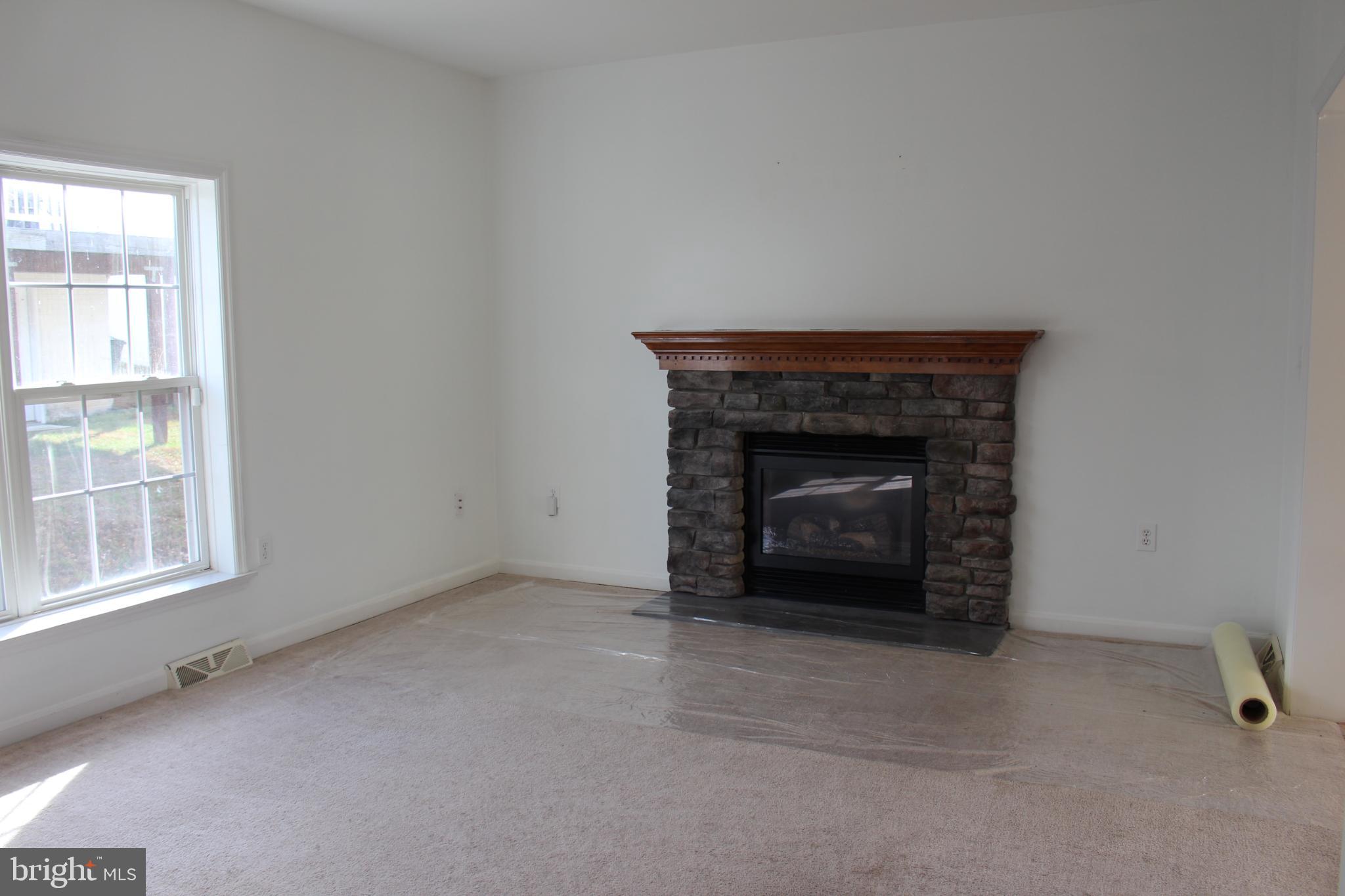 WIDEWATER VILLAGE - Residential Lease