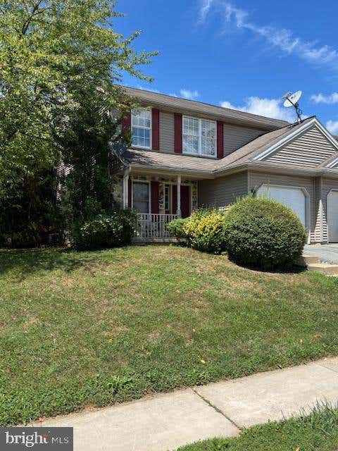 Photo of 300 Elmshire Drive, LANCASTER, PA 17603 (MLS # PALA2092890)