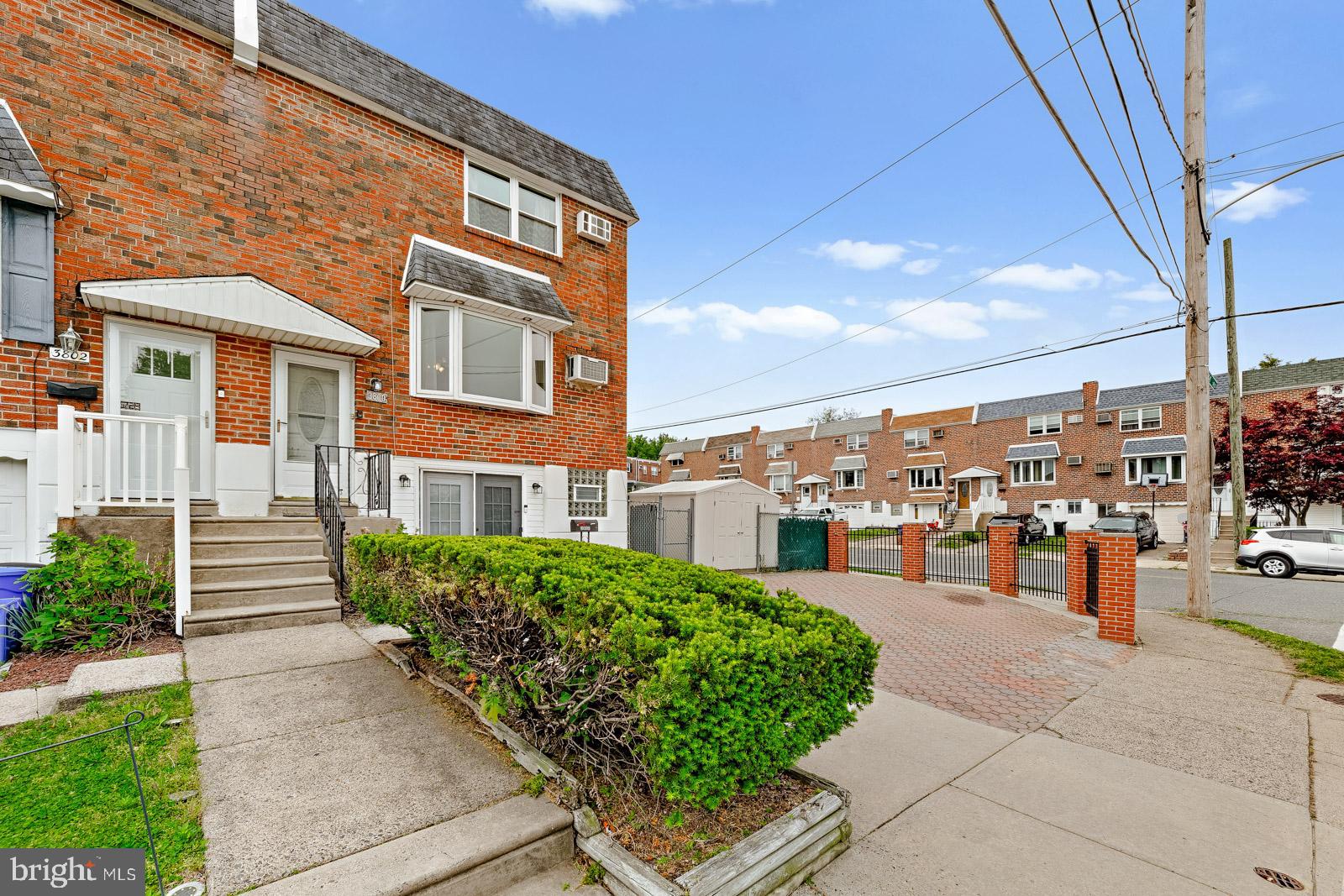 MODENA PARK - Residential
