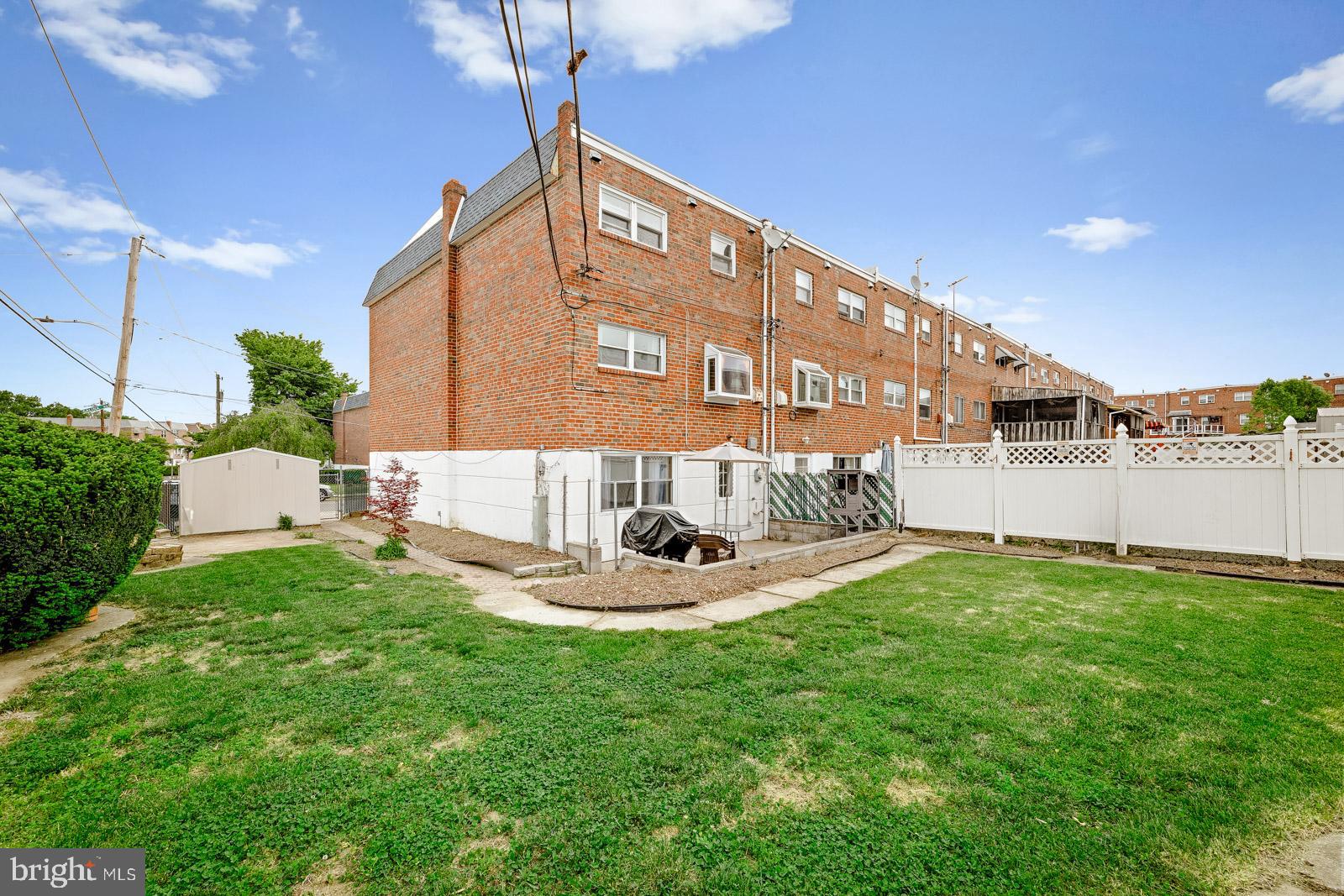 MODENA PARK - Residential