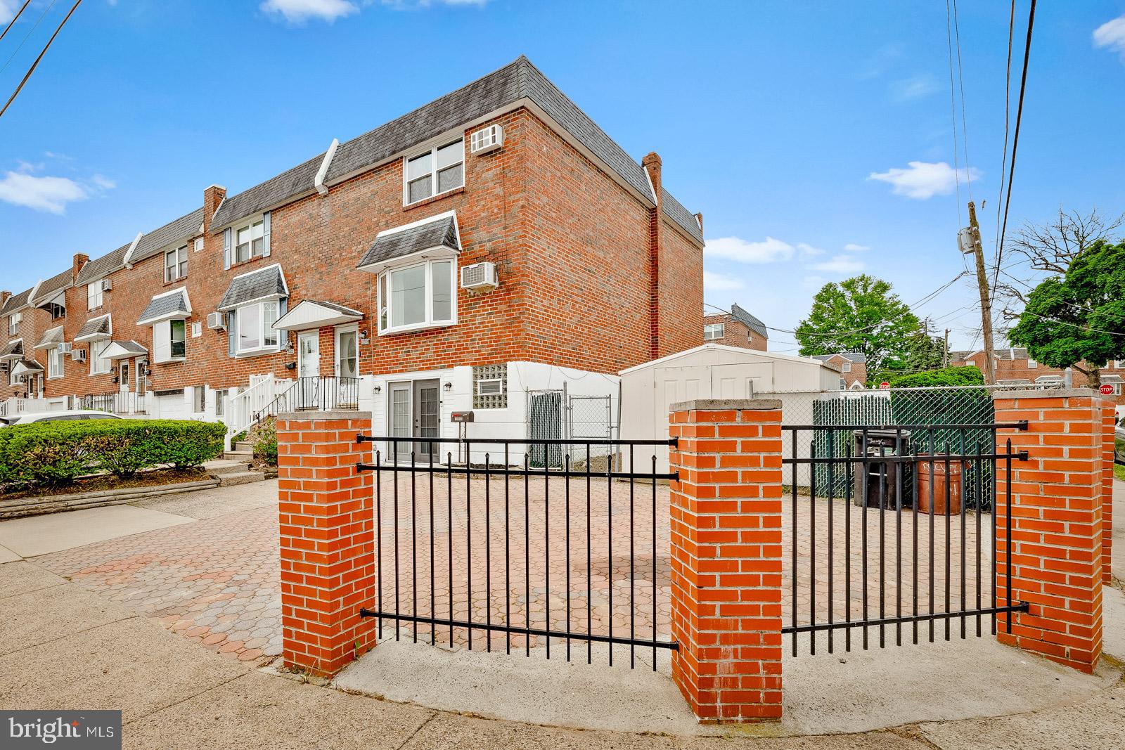 MODENA PARK - Residential