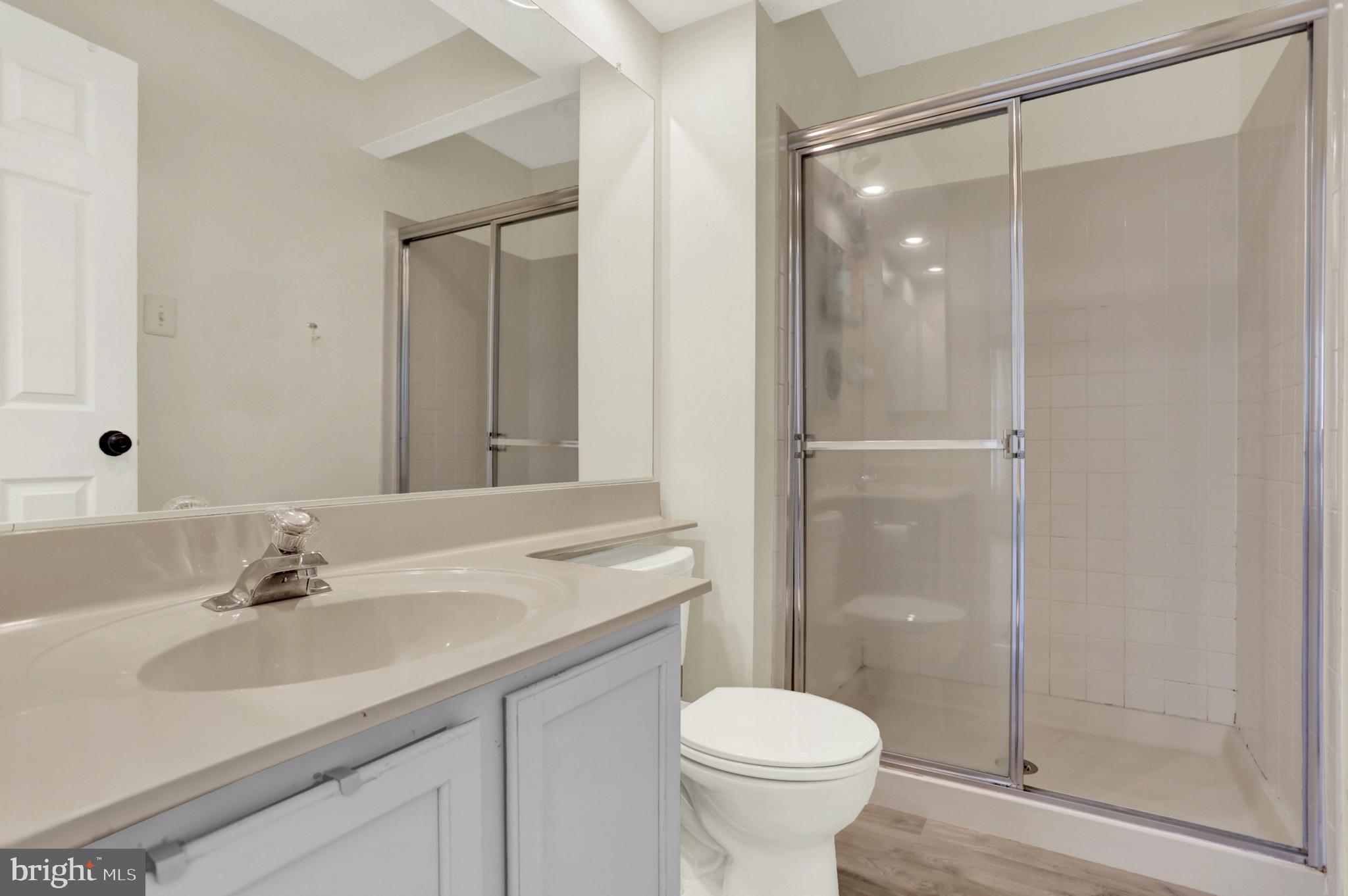 WHITE OAK - Residential