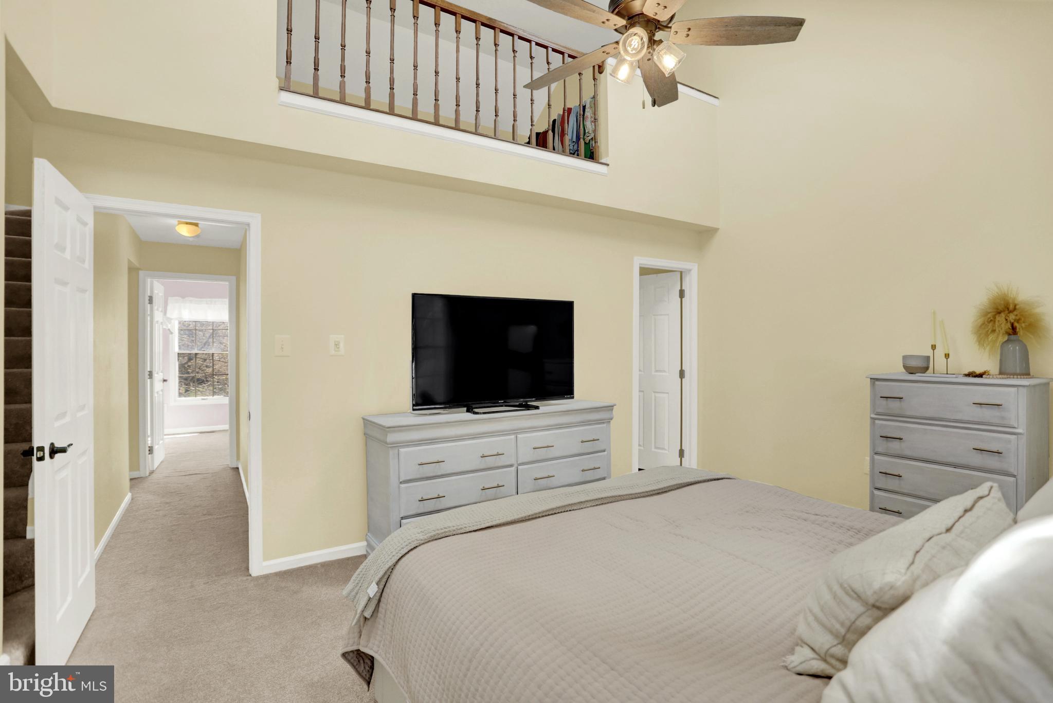 WHITE OAK - Residential