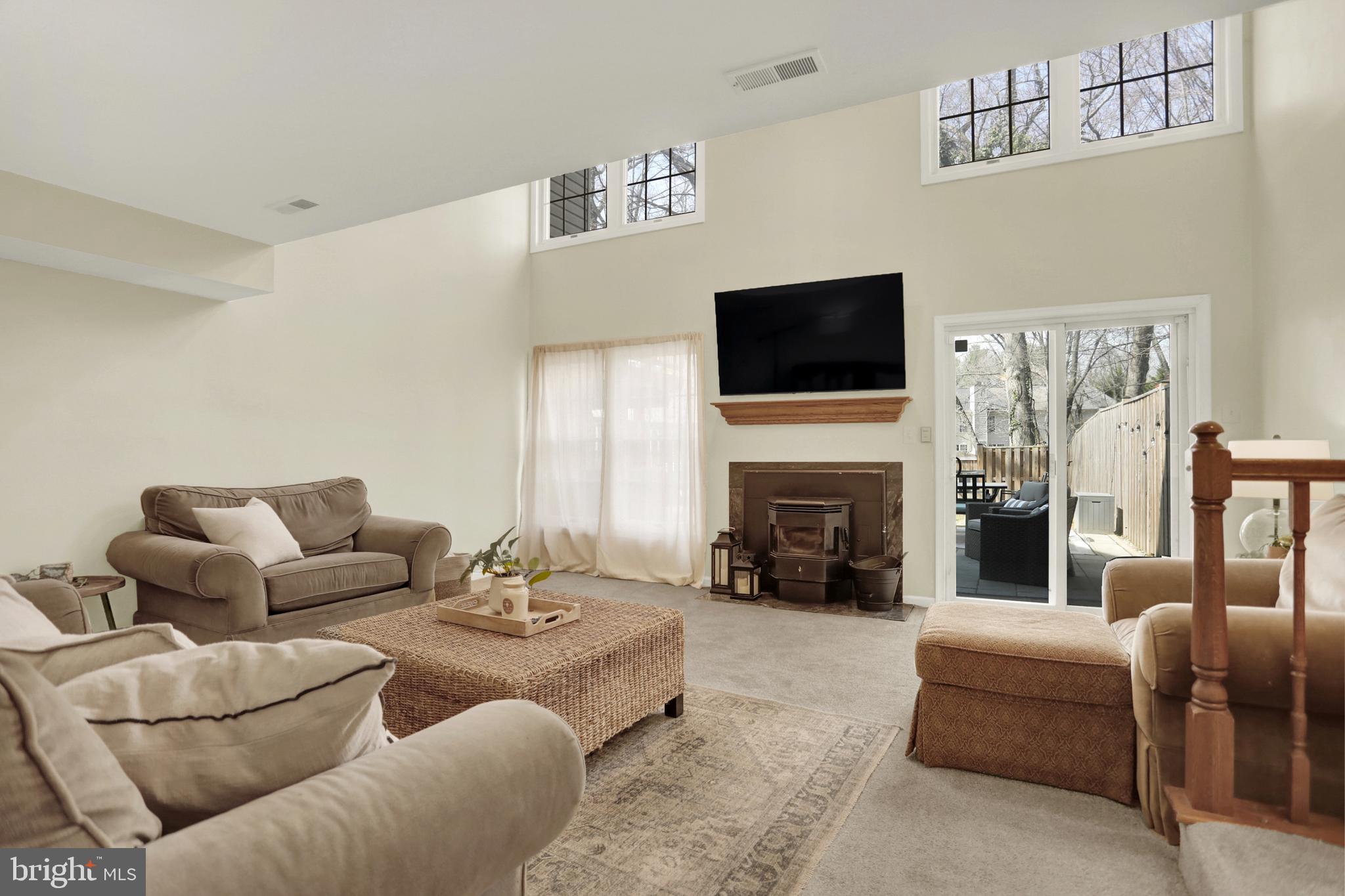 WHITE OAK - Residential