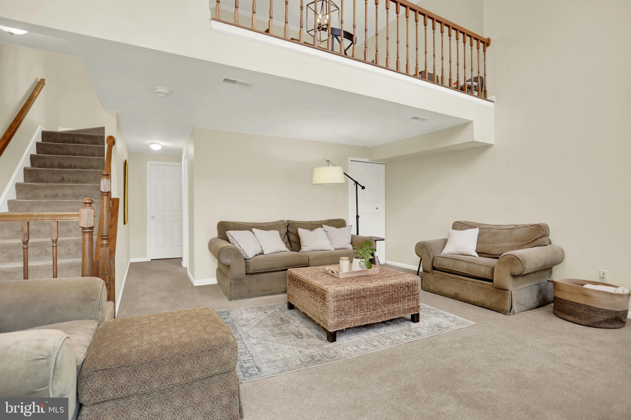 WHITE OAK - Residential