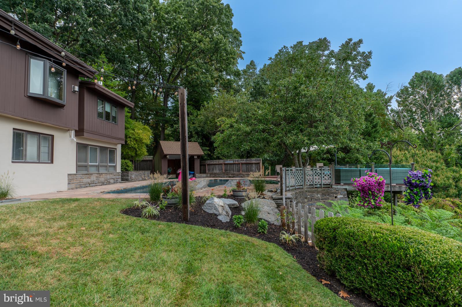 VALLEY FORGE MTN - Residential