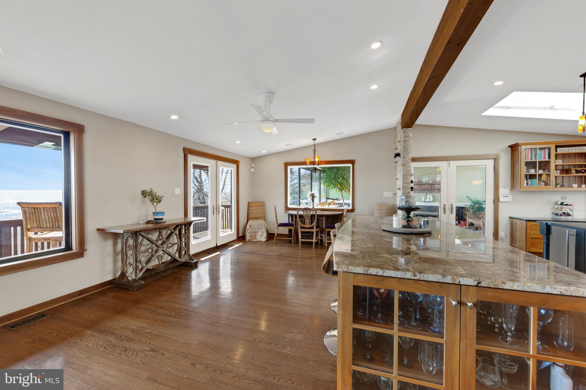 VALLEY FORGE MTN - Residential