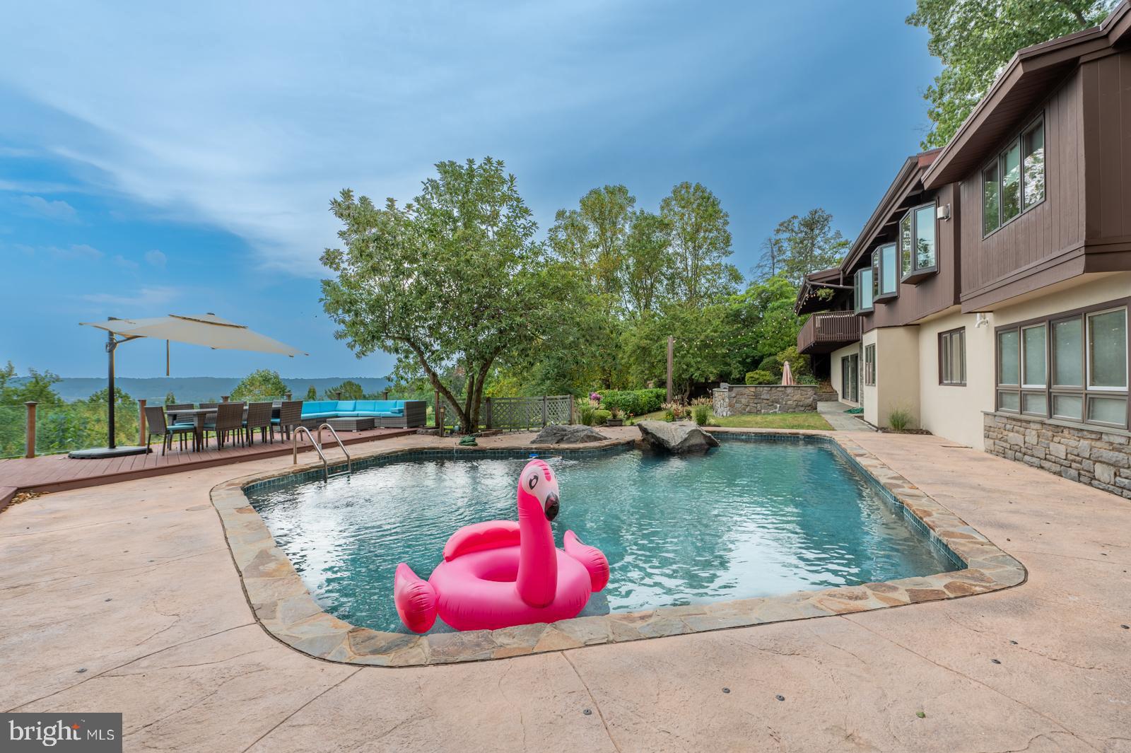 VALLEY FORGE MTN - Residential