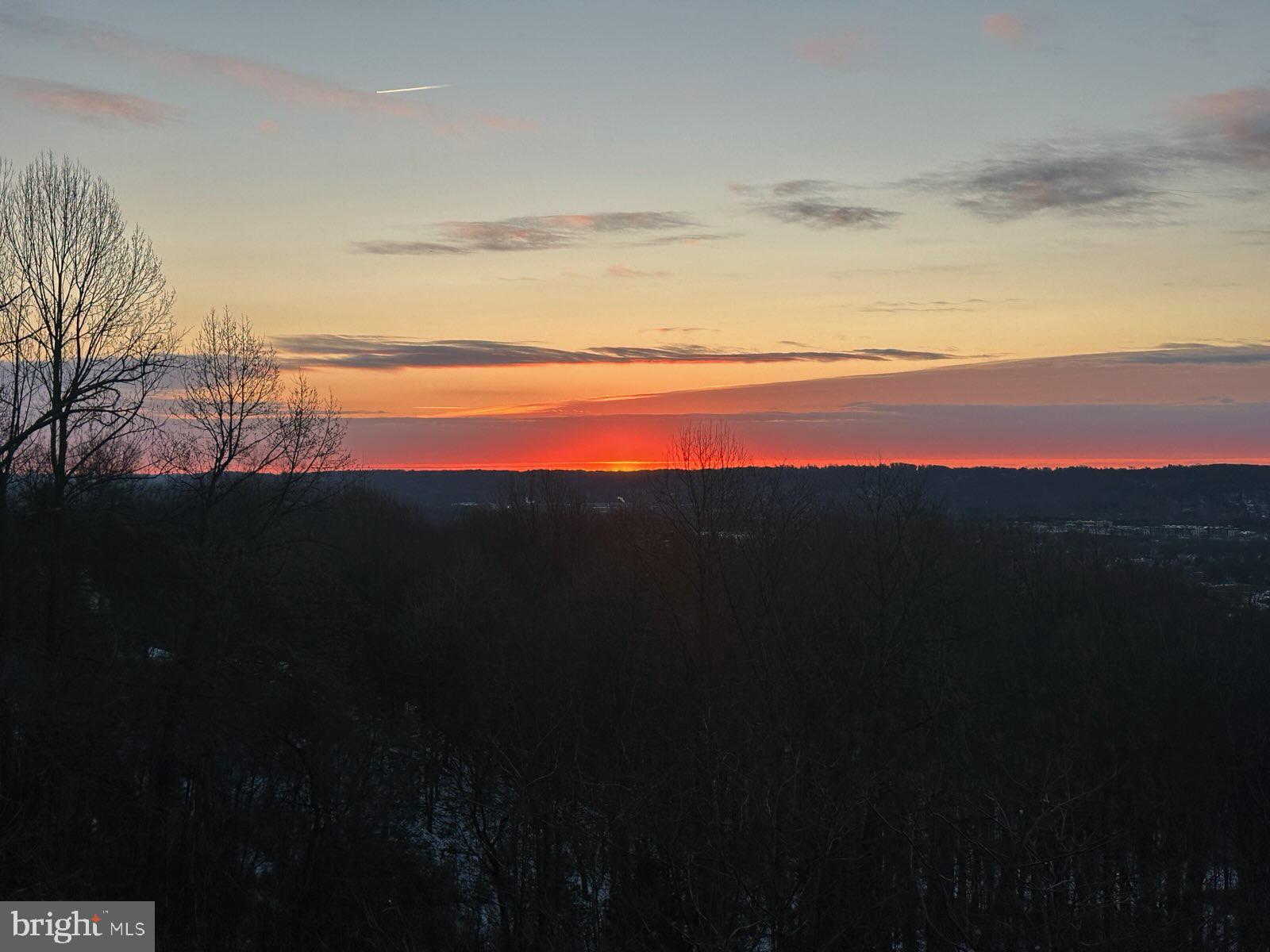 VALLEY FORGE MTN - Residential