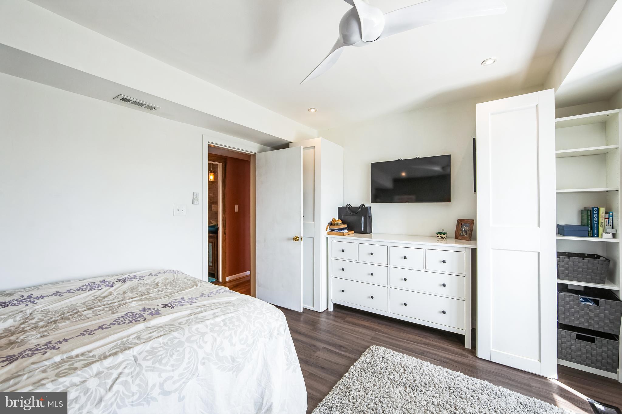 VALLEY FORGE MTN - Residential