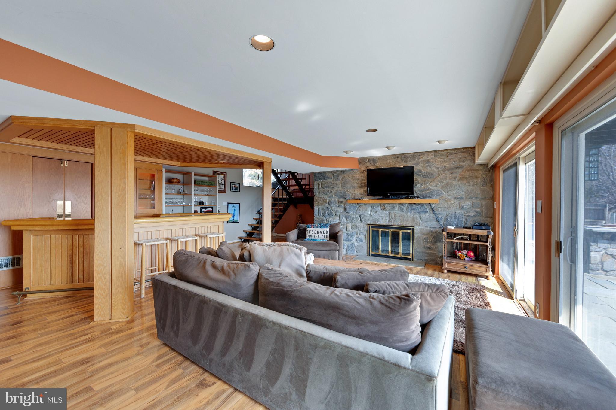 VALLEY FORGE MTN - Residential