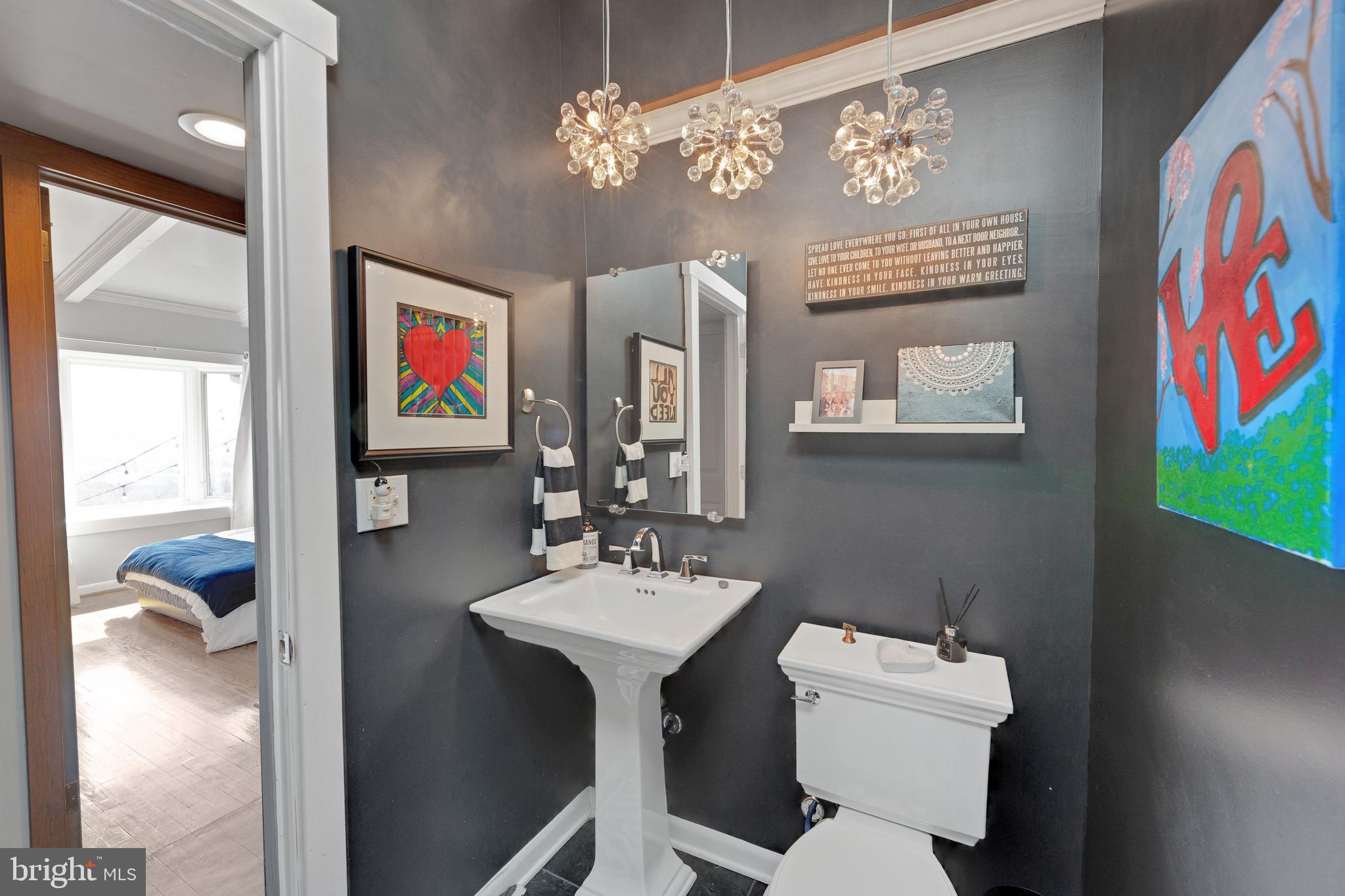 VALLEY FORGE MTN - Residential