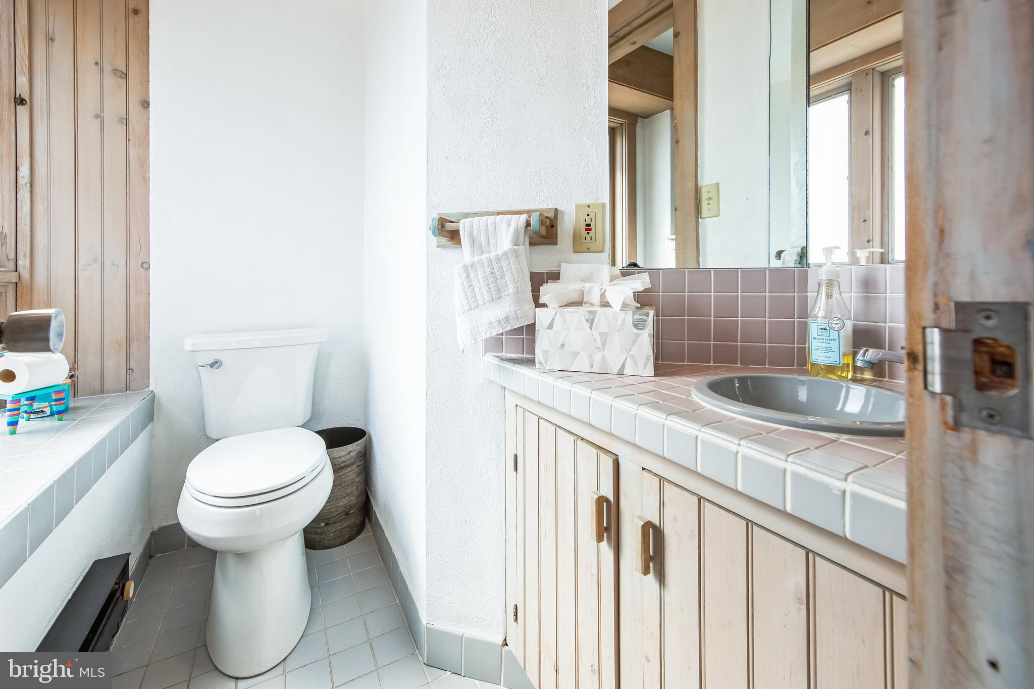 VALLEY FORGE MTN - Residential