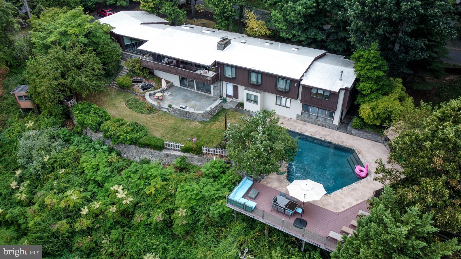 VALLEY FORGE MTN - Residential