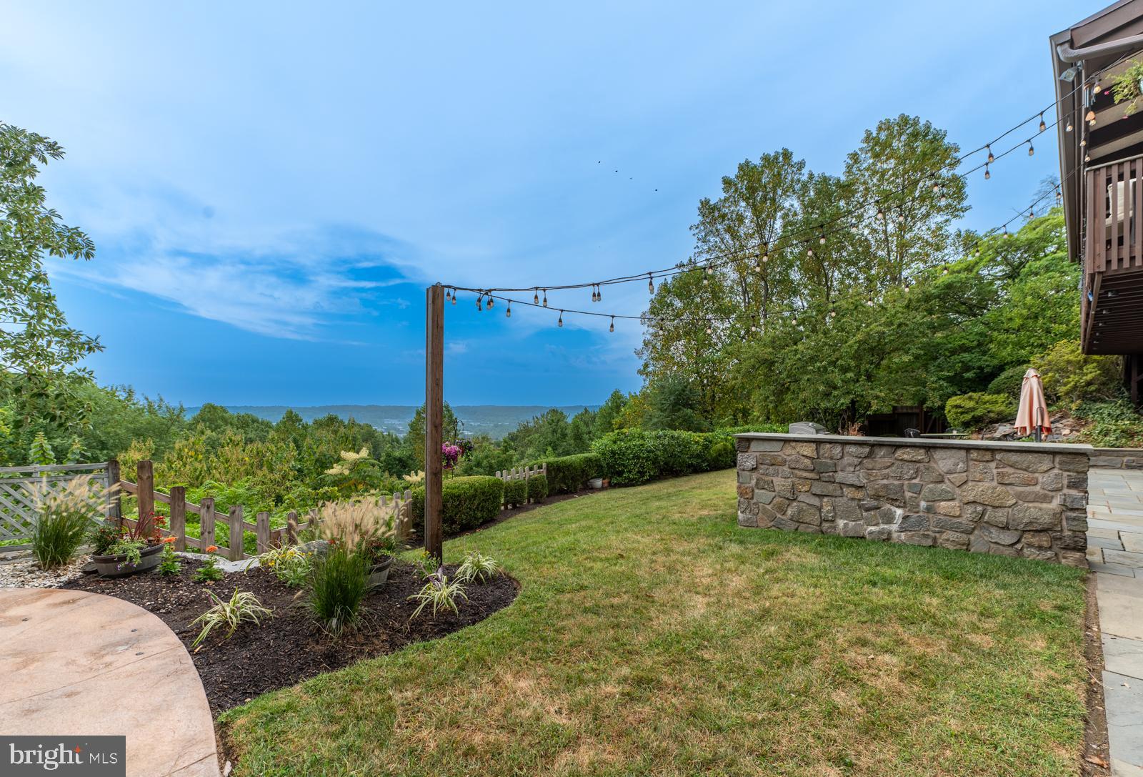 VALLEY FORGE MTN - Residential