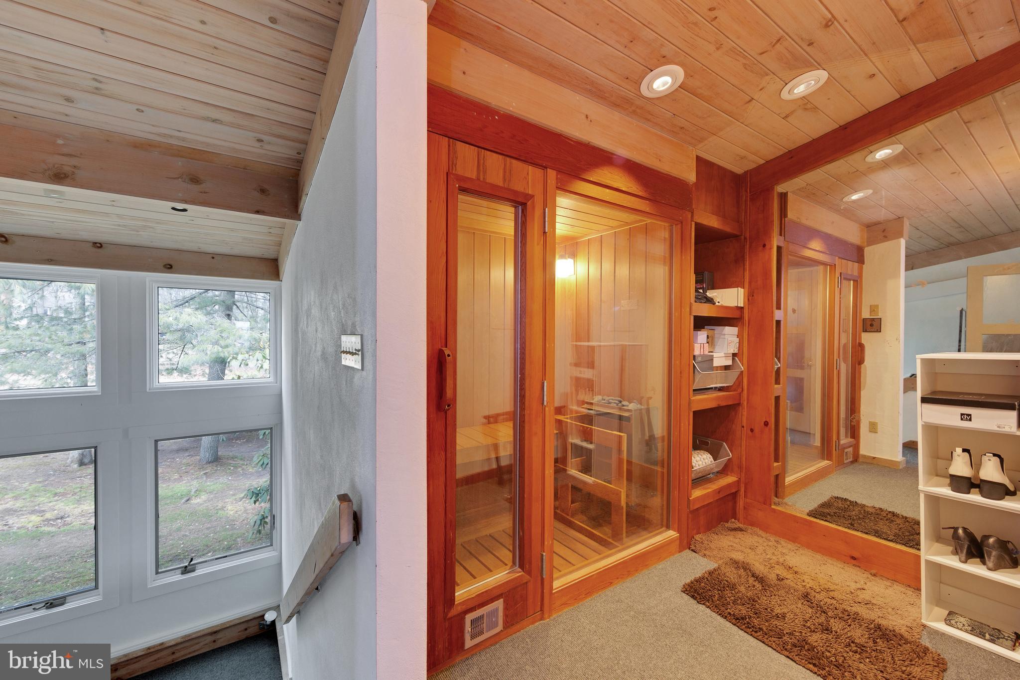 VALLEY FORGE MTN - Residential