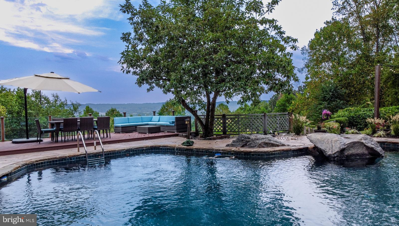 VALLEY FORGE MTN - Residential