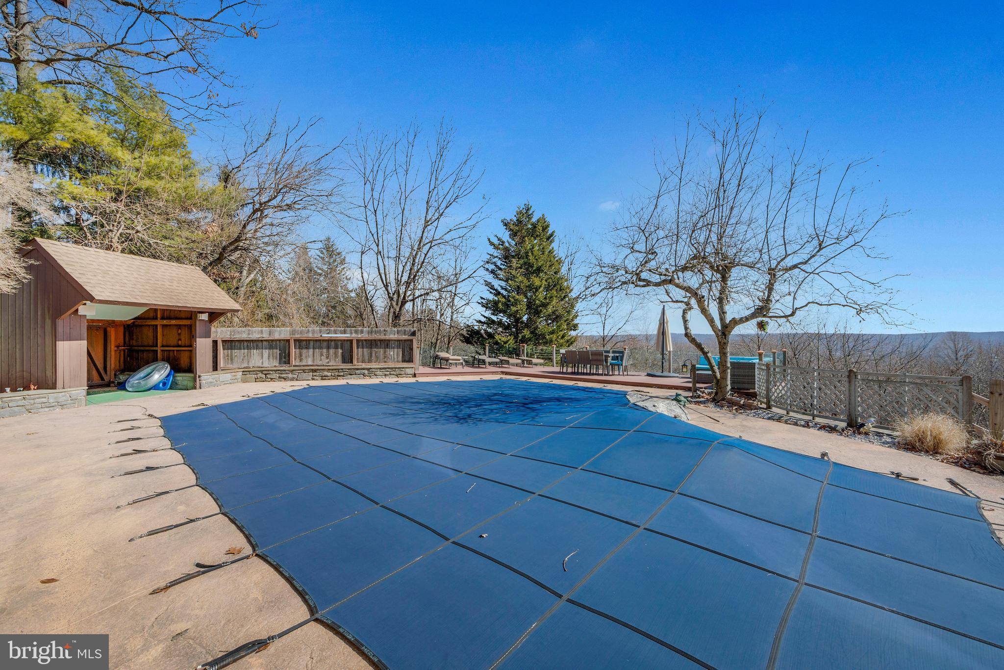 VALLEY FORGE MTN - Residential