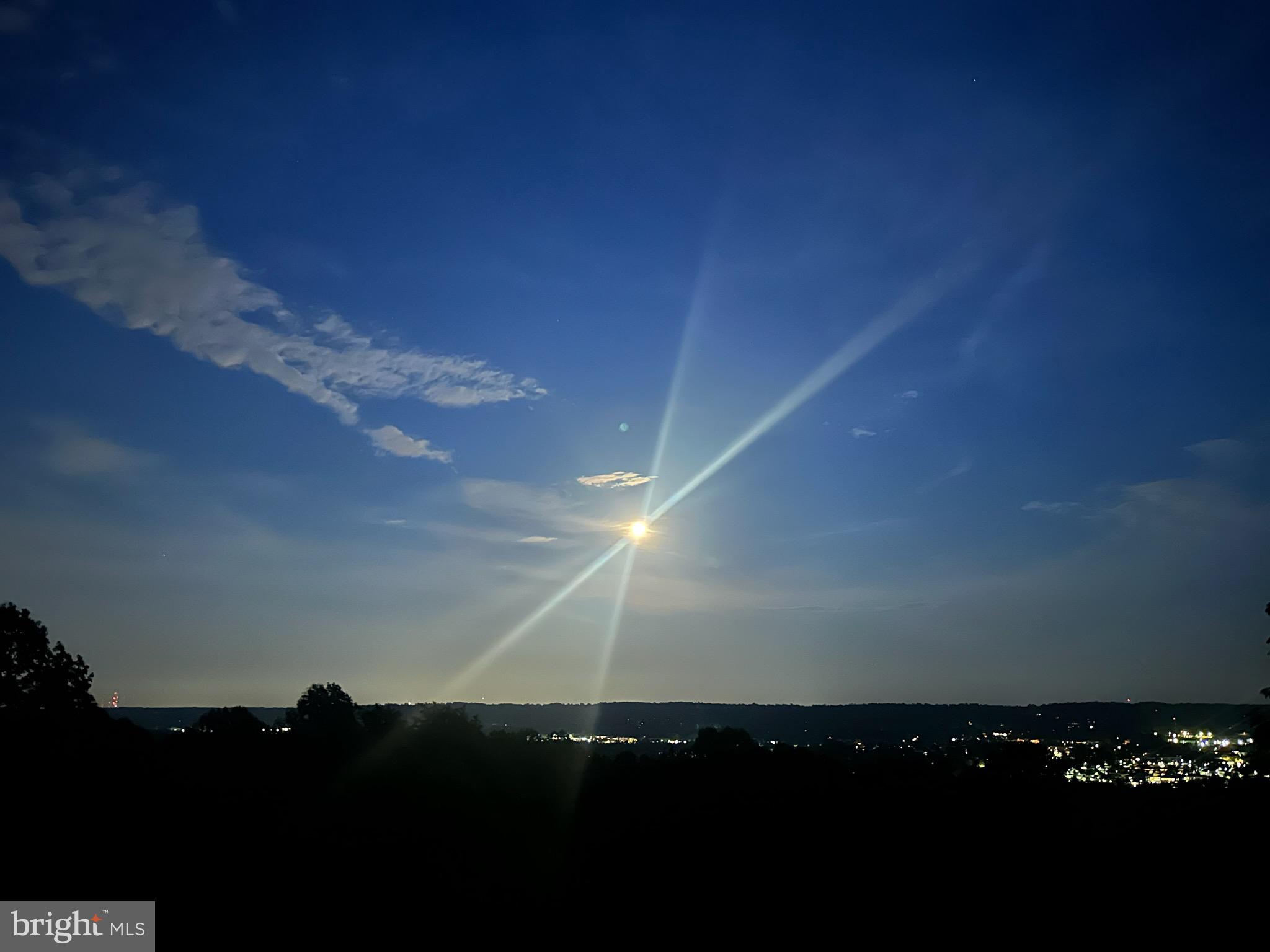 VALLEY FORGE MTN - Residential