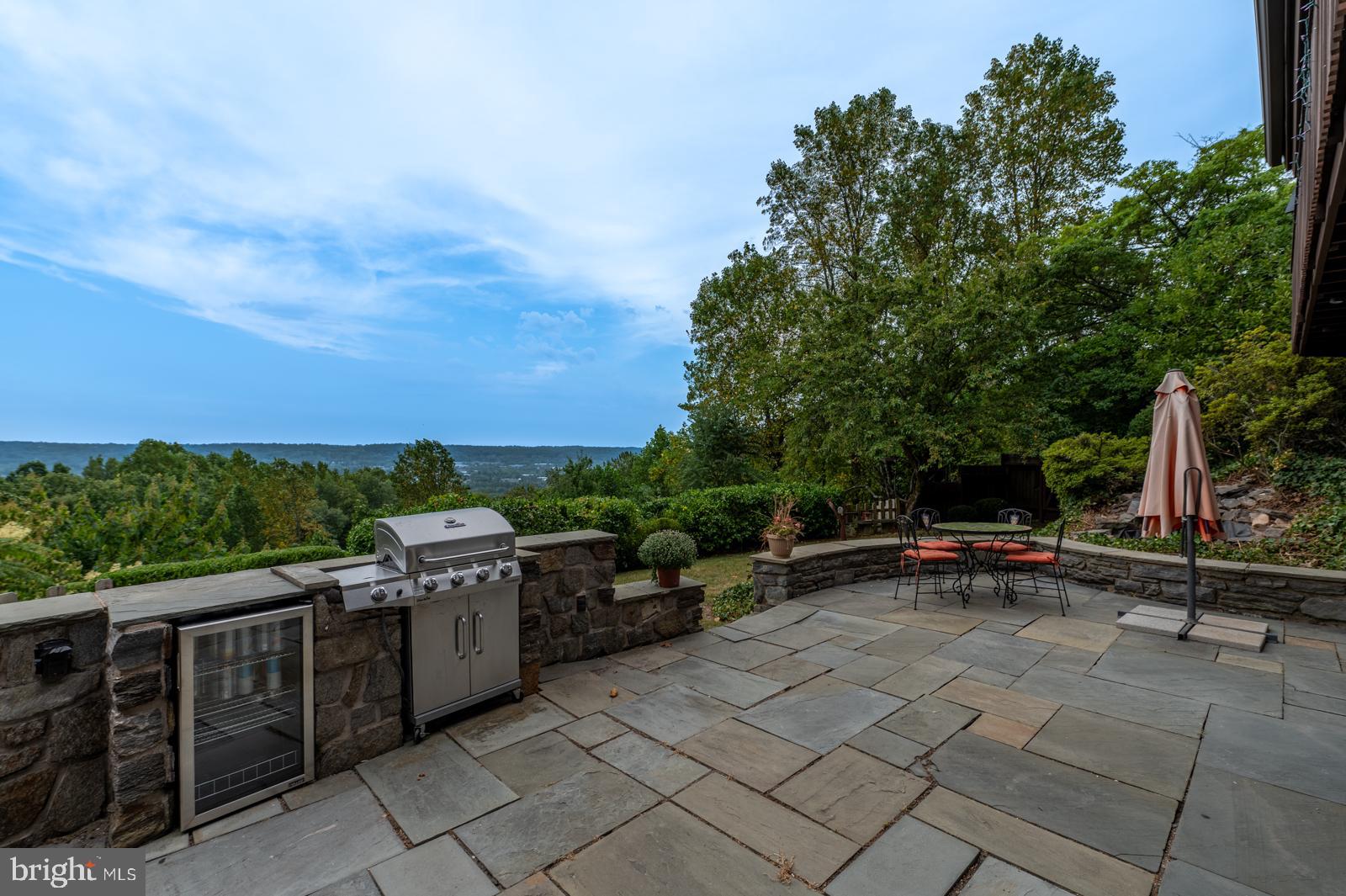 VALLEY FORGE MTN - Residential