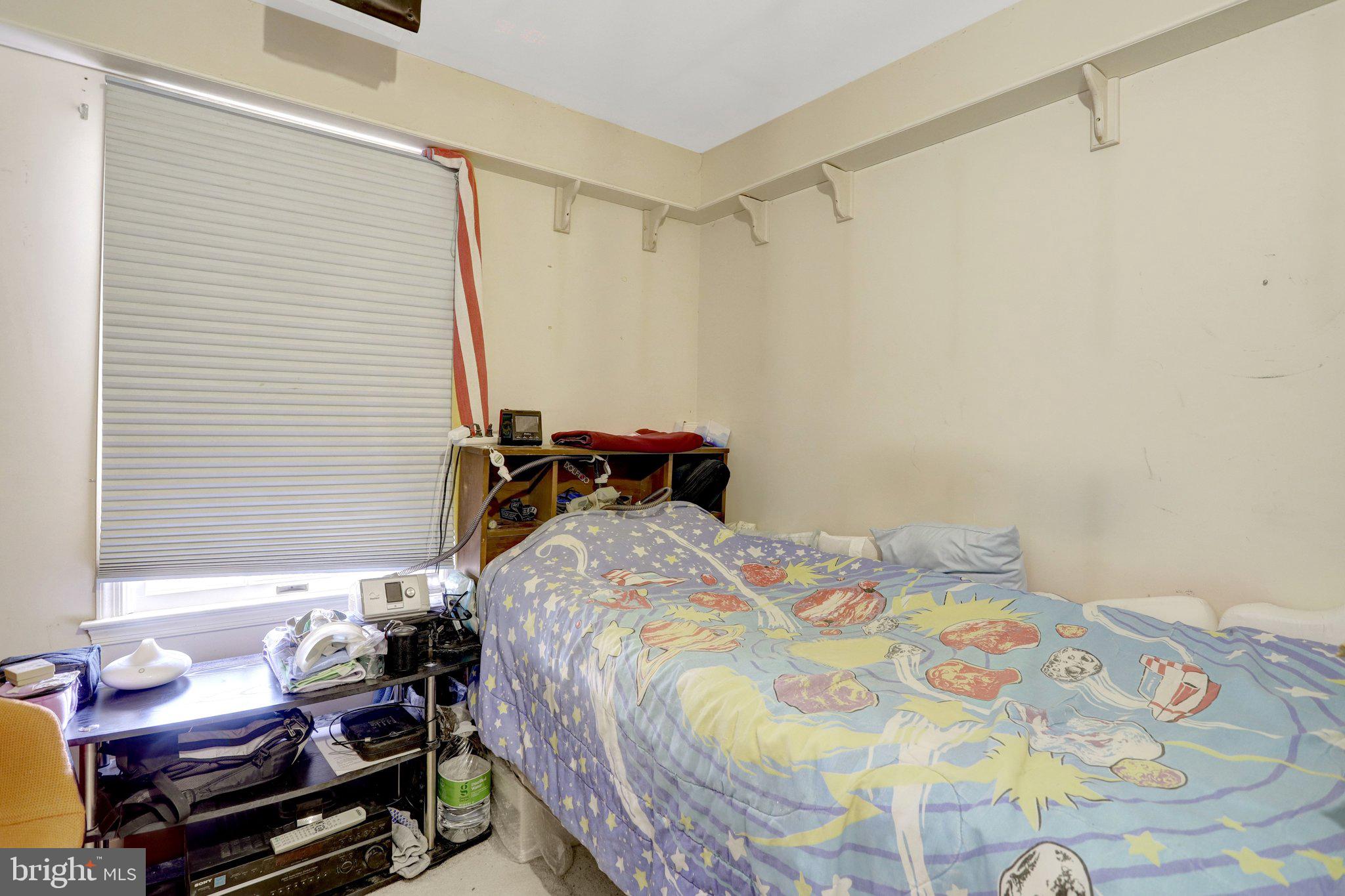 NORTH SPRINGFIELD - Residential