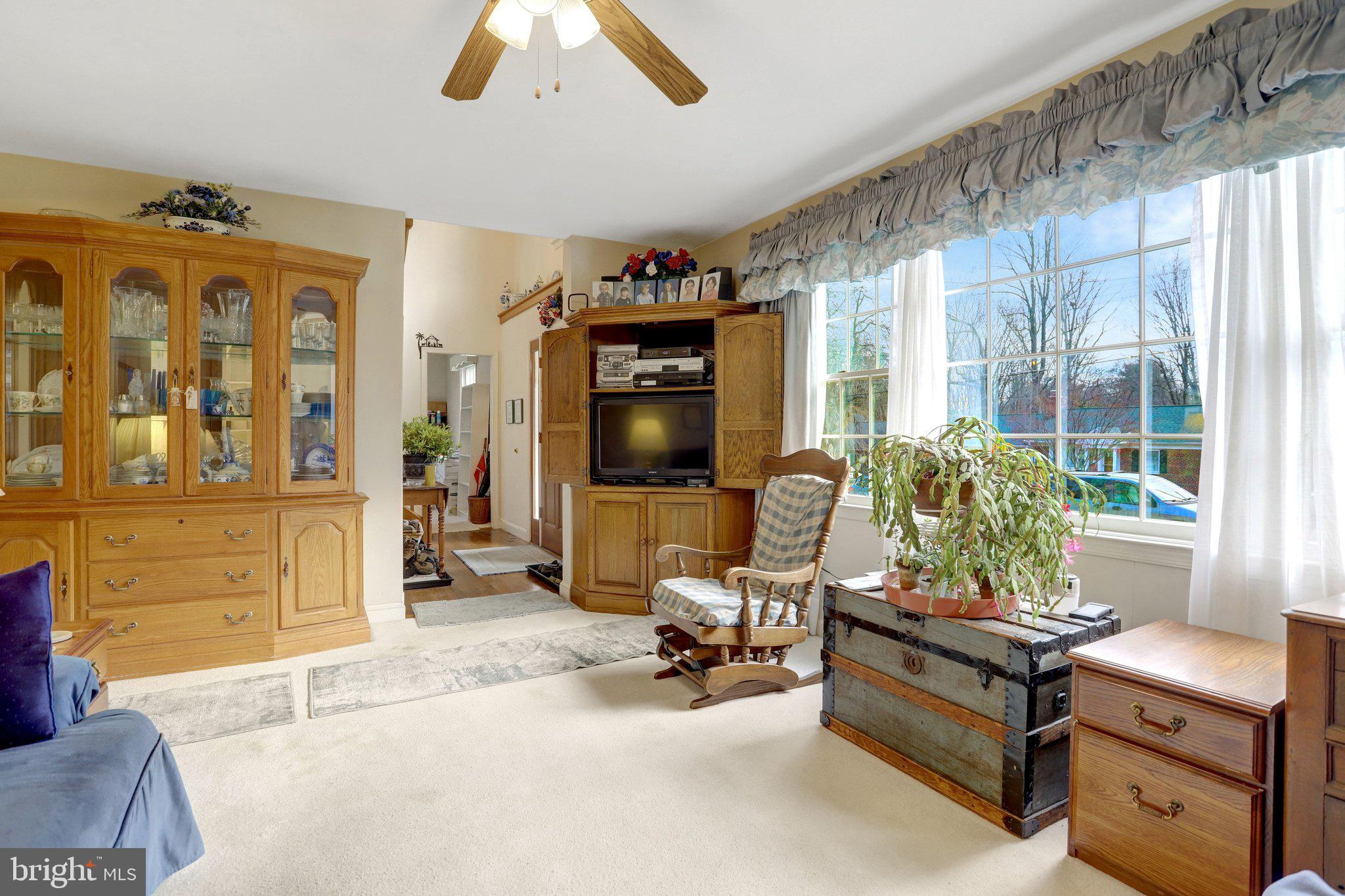 NORTH SPRINGFIELD - Residential