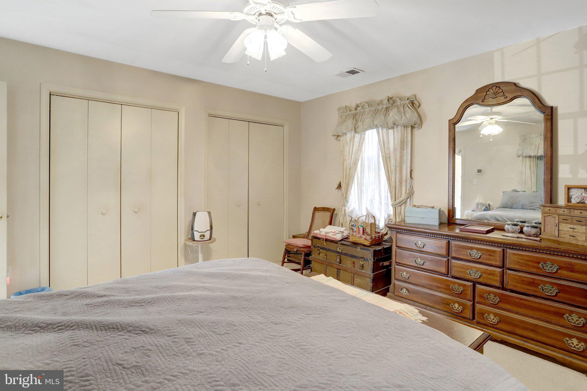 NORTH SPRINGFIELD - Residential