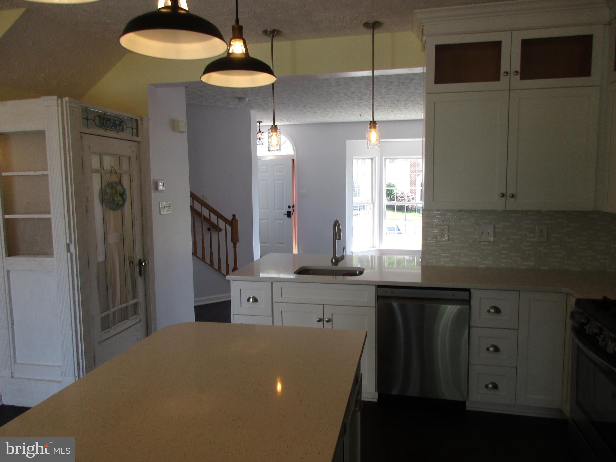 IRWINS CHOICE - Residential Lease