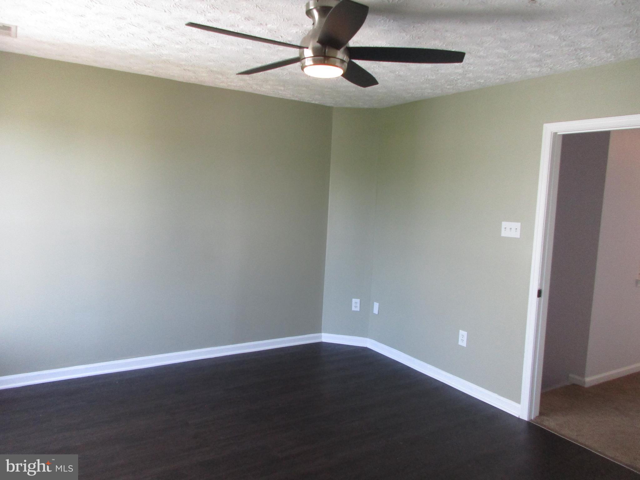 IRWINS CHOICE - Residential Lease