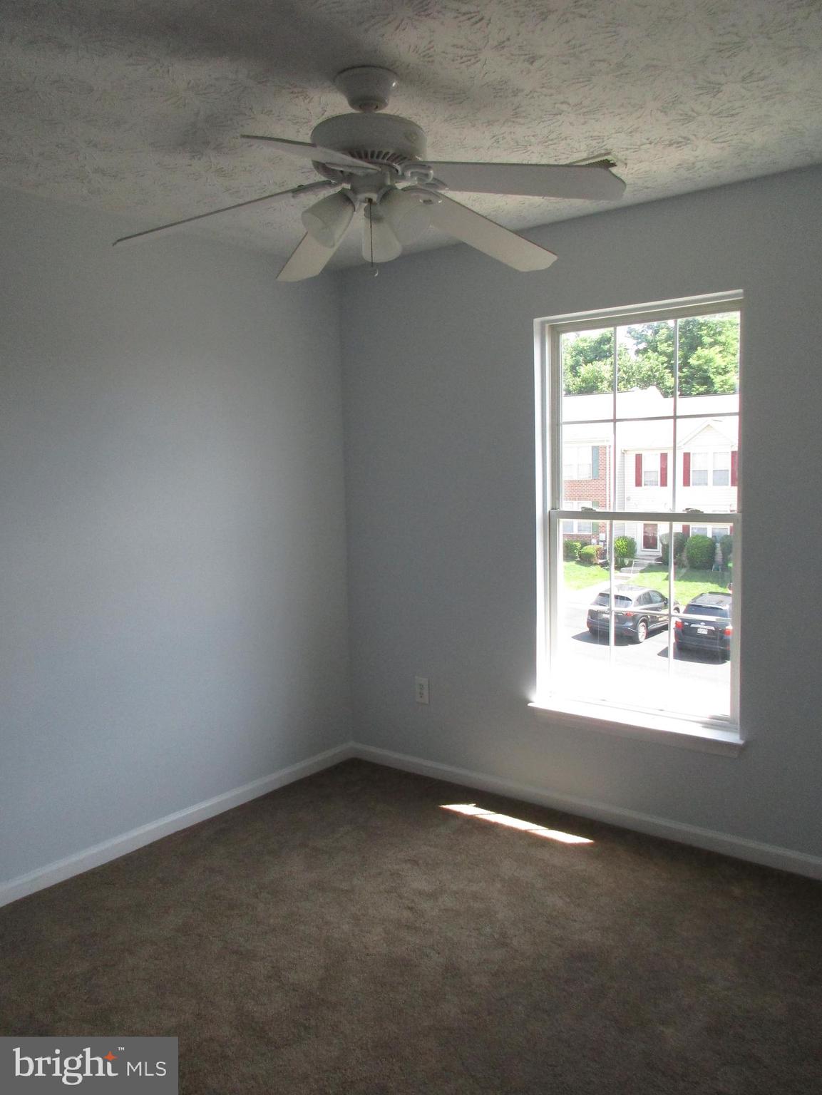 IRWINS CHOICE - Residential Lease