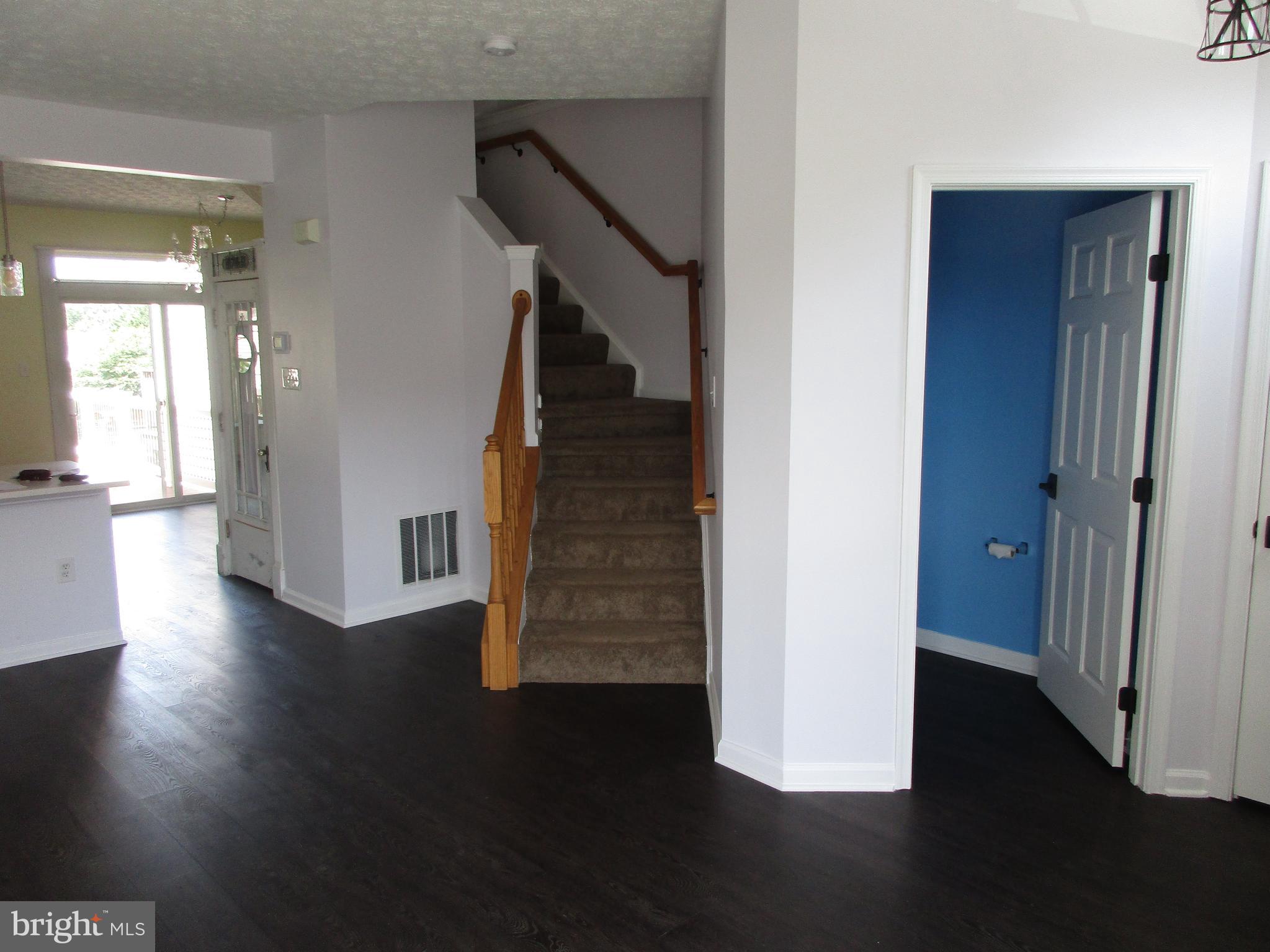 IRWINS CHOICE - Residential Lease