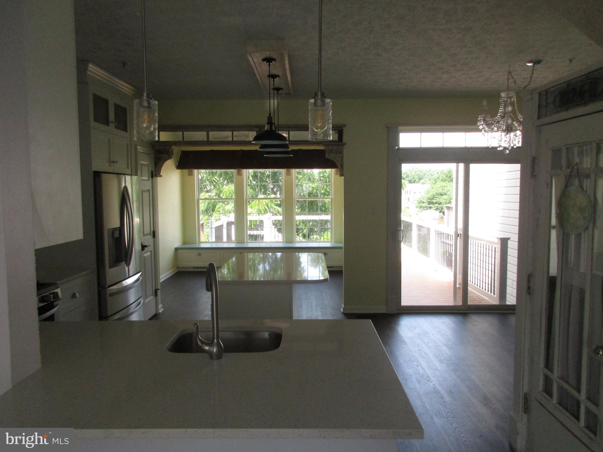 IRWINS CHOICE - Residential Lease