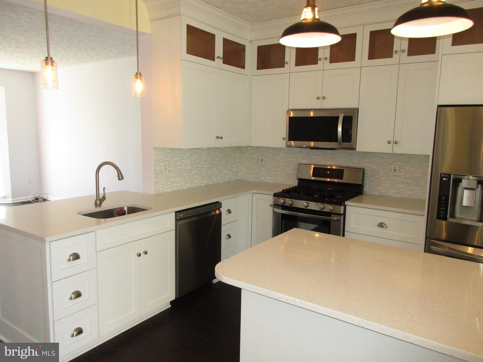 IRWINS CHOICE - Residential Lease