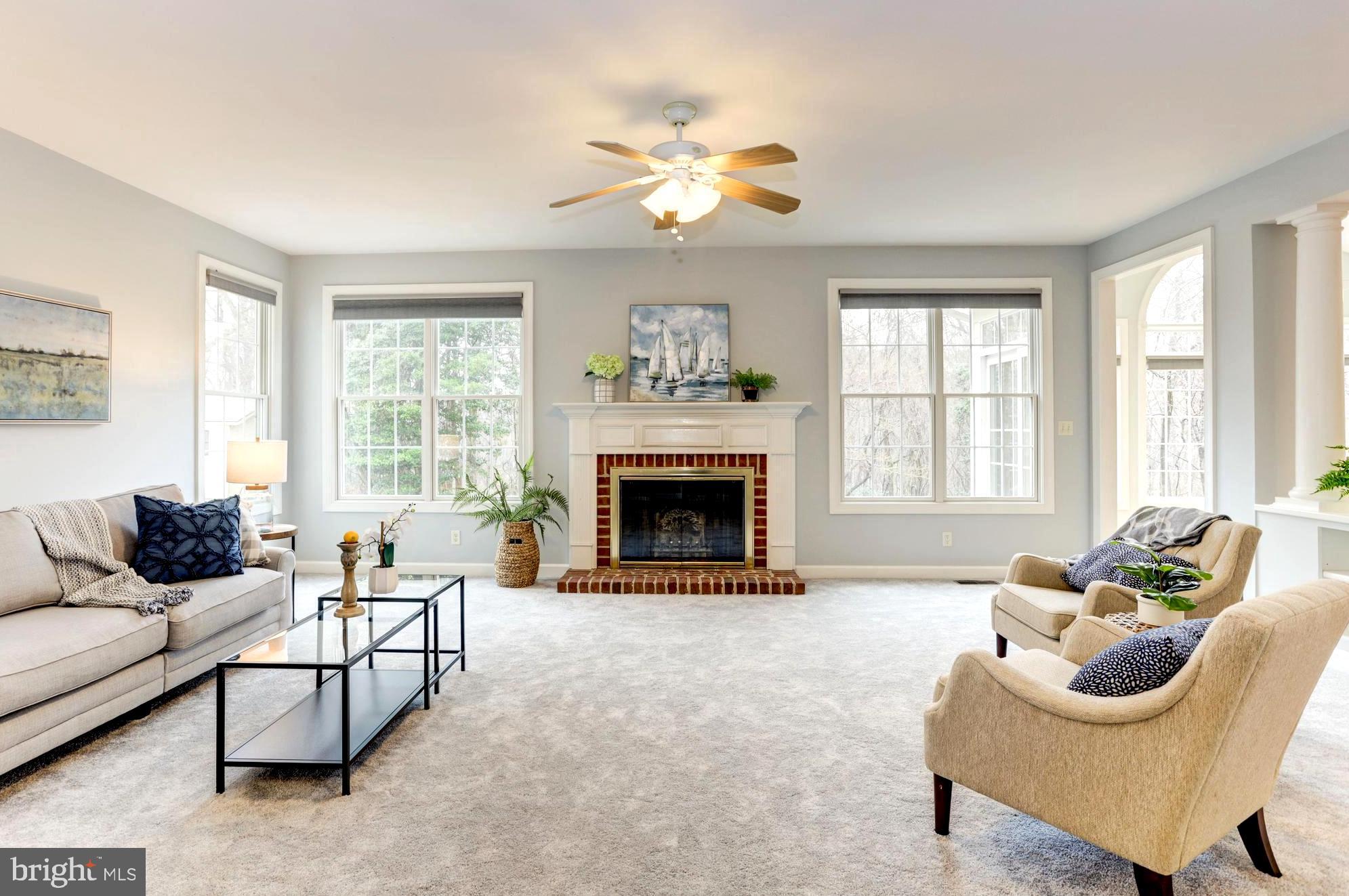 SPRING FIELDS - Residential